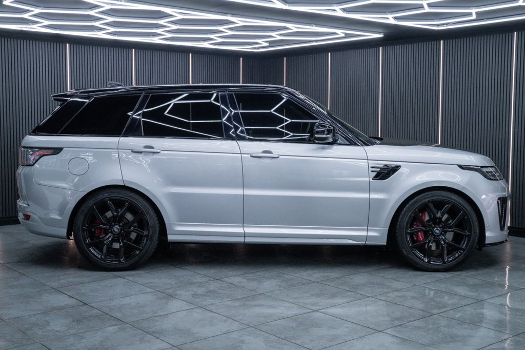 Used Land Rover Range Rover Sport 2018 for sale - 76132534: Photo 11