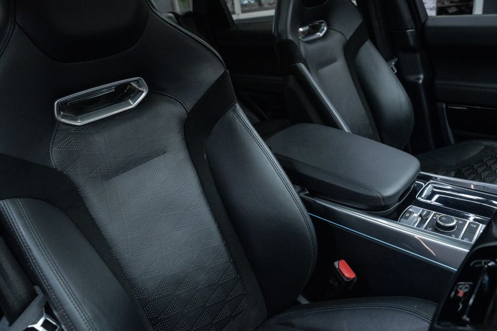 Used Land Rover Range Rover Sport 2018 for sale - 76132534: Photo 15