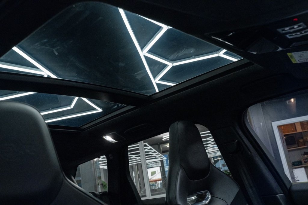 Used Land Rover Range Rover Sport 2018 for sale - 76132534: Photo 16