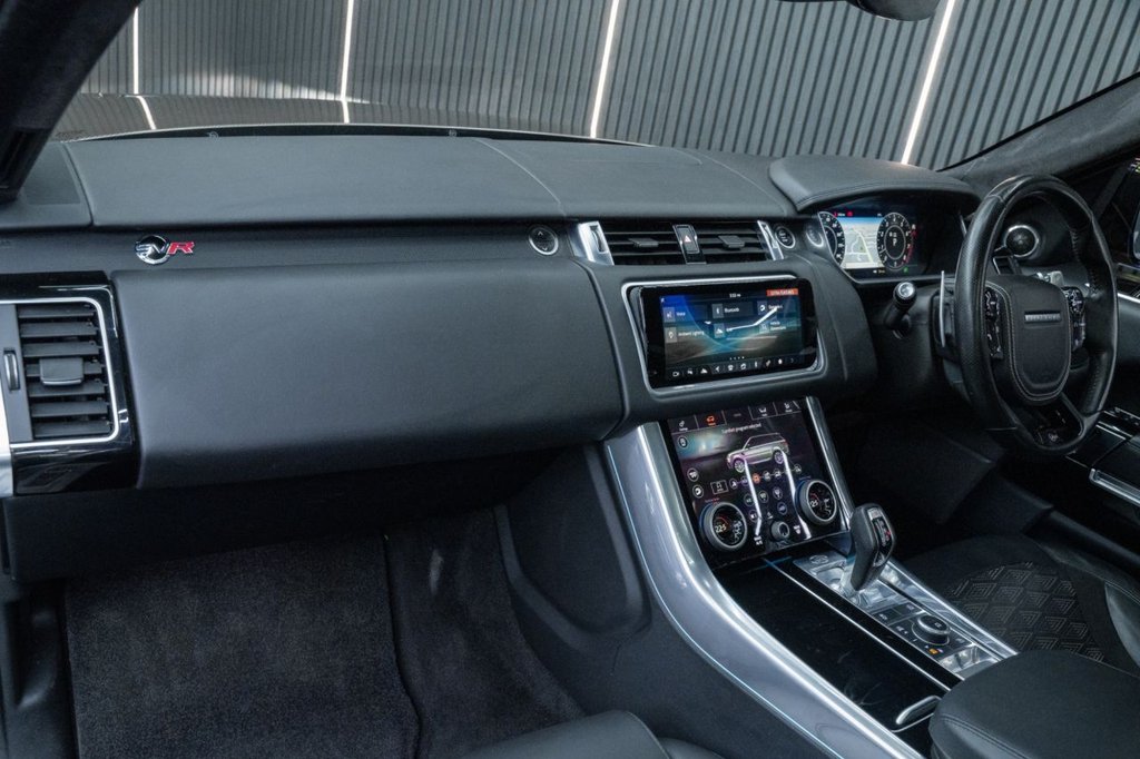 Used Land Rover Range Rover Sport 2018 for sale - 76132534: Photo 36