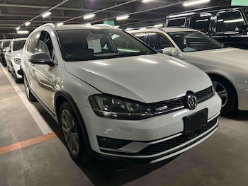 Used Volkswagen Golf 2016 for sale - 78557841: Photo