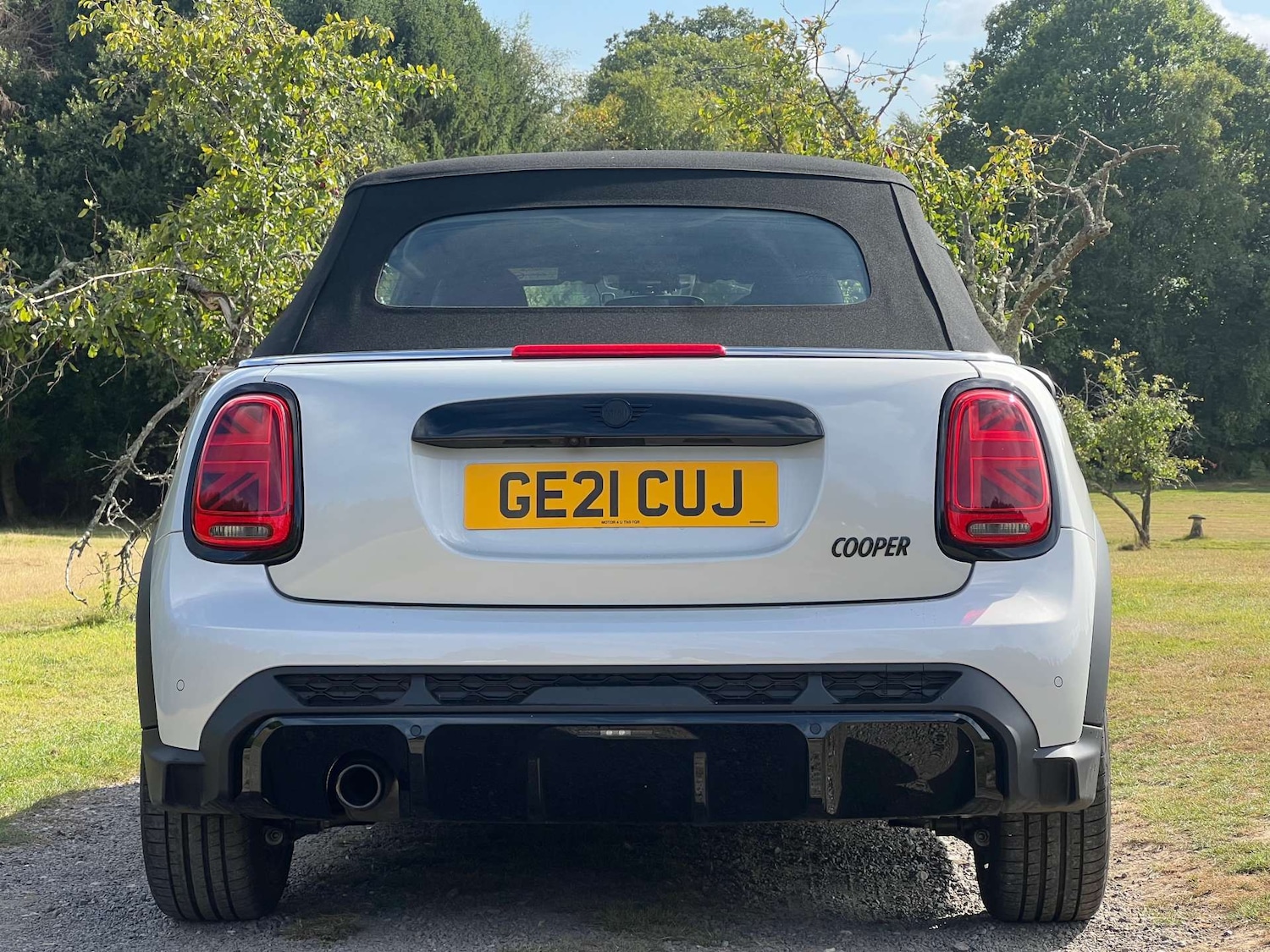 Used MINI Convertible 2021 for sale - 76776932: Photo 11