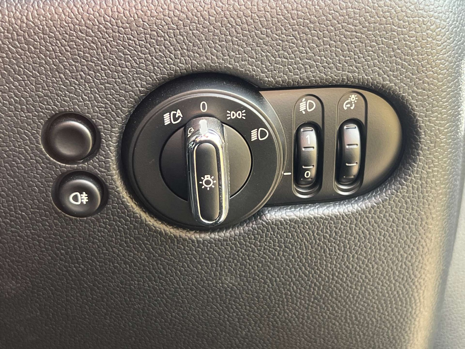 Used MINI Convertible 2021 for sale - 76776932: Photo 28