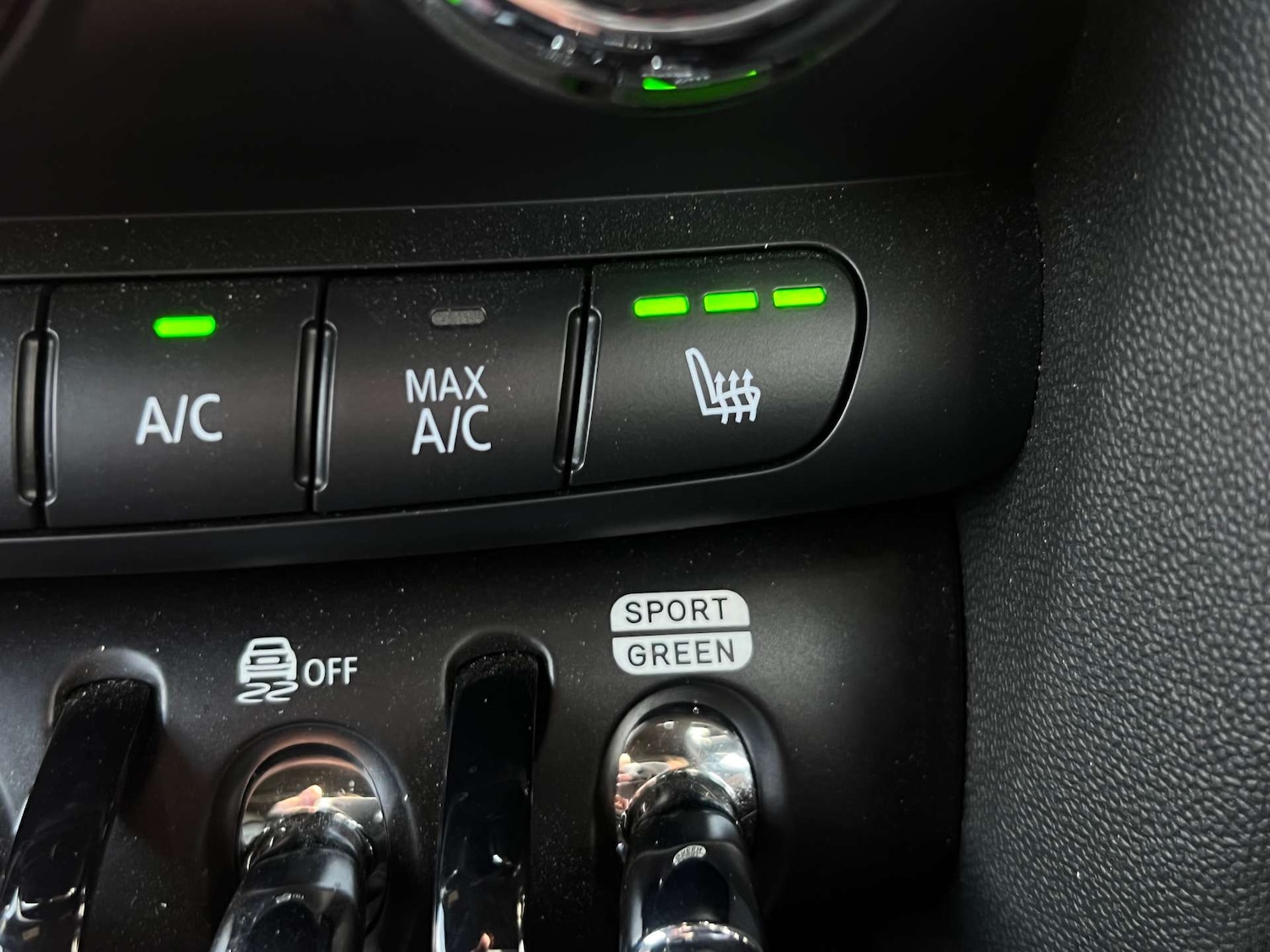 Used MINI Convertible 2021 for sale - 76776932: Photo 39