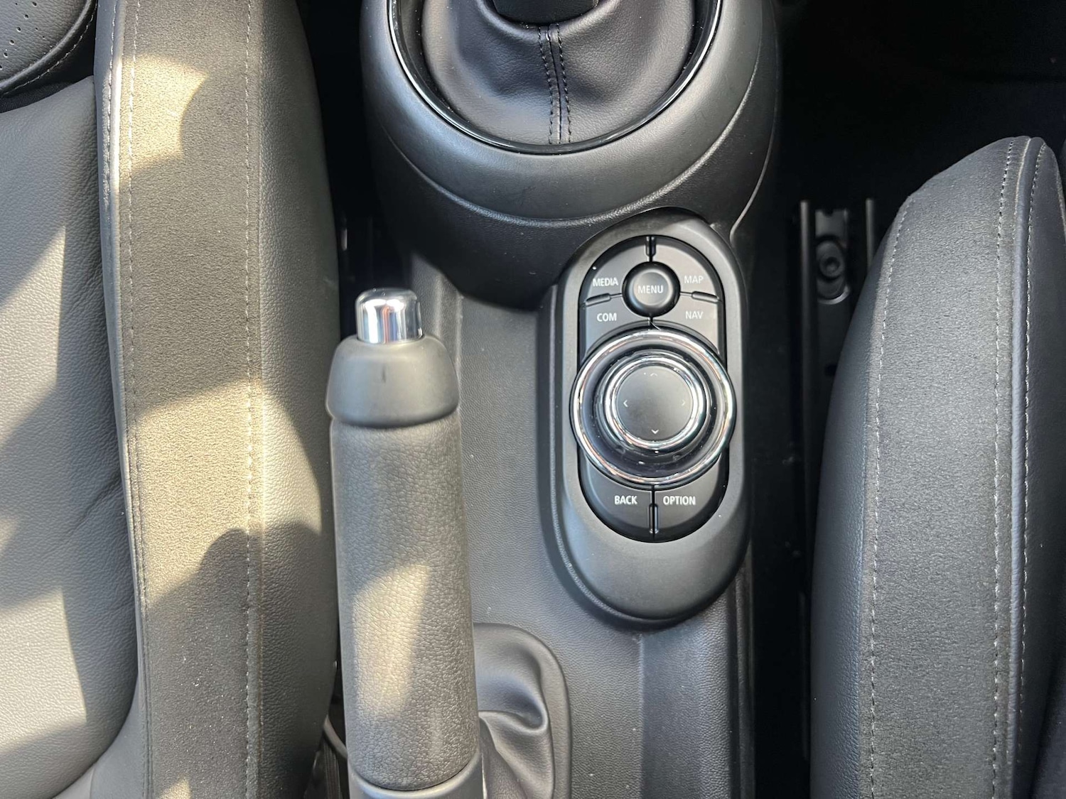 Used MINI Convertible 2021 for sale - 76776932: Photo 43