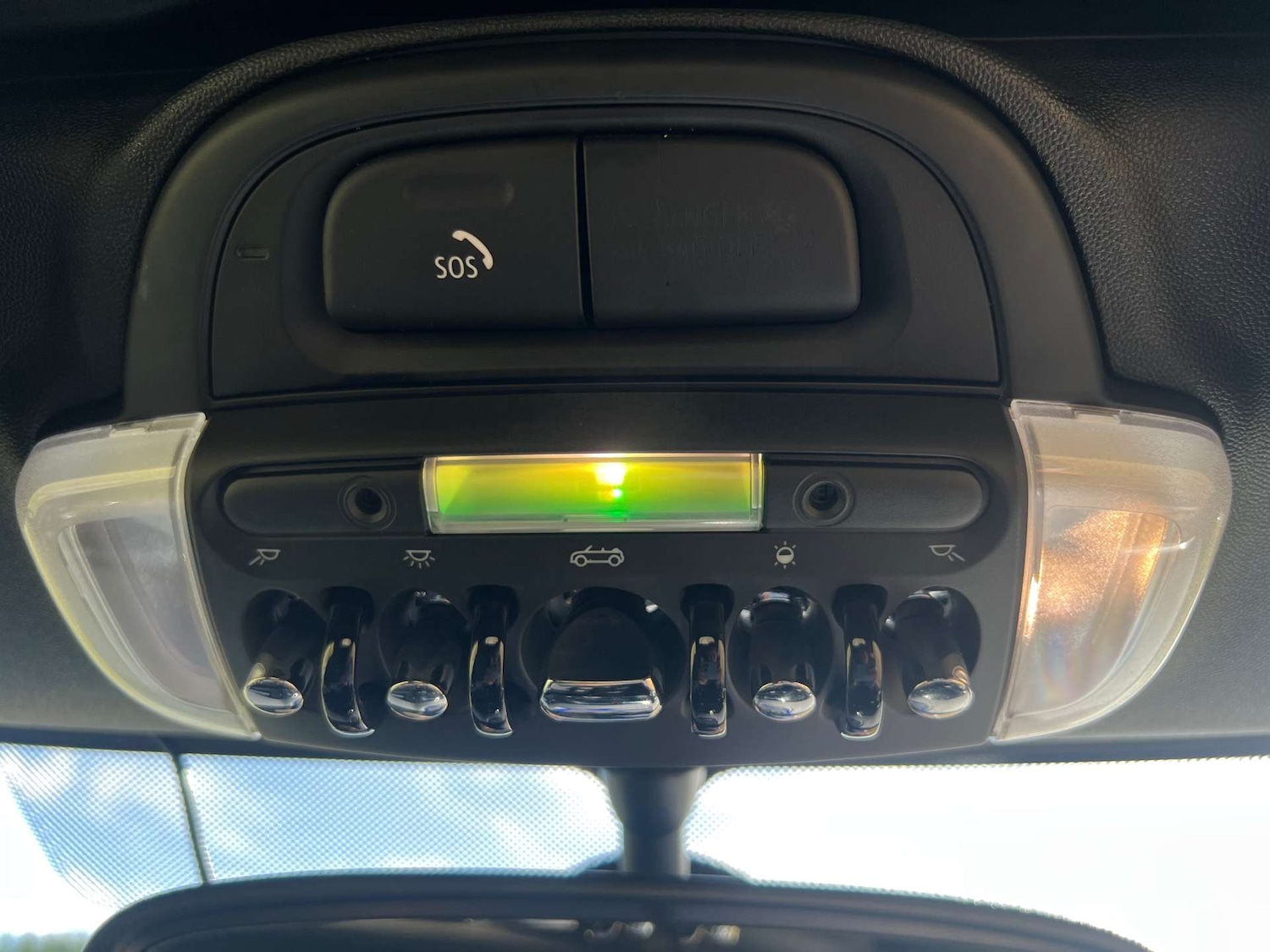 Used MINI Convertible 2021 for sale - 76776932: Photo 60