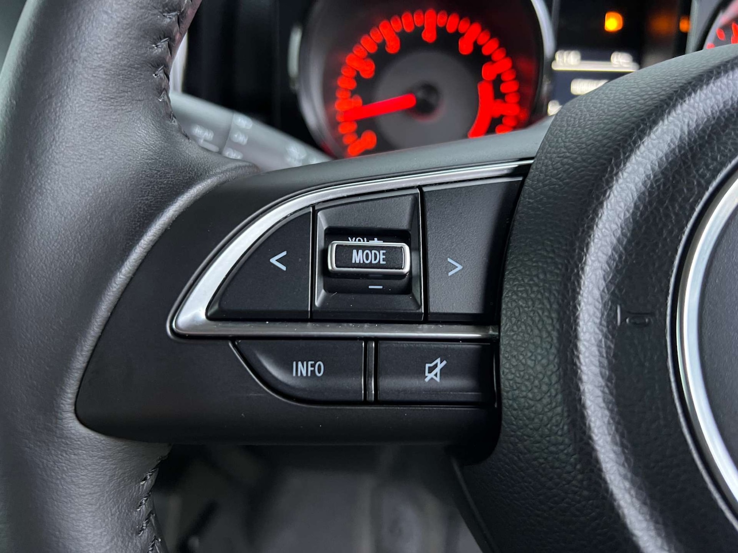 Used Suzuki Jimny 2020 for sale - 77022625: Photo 24