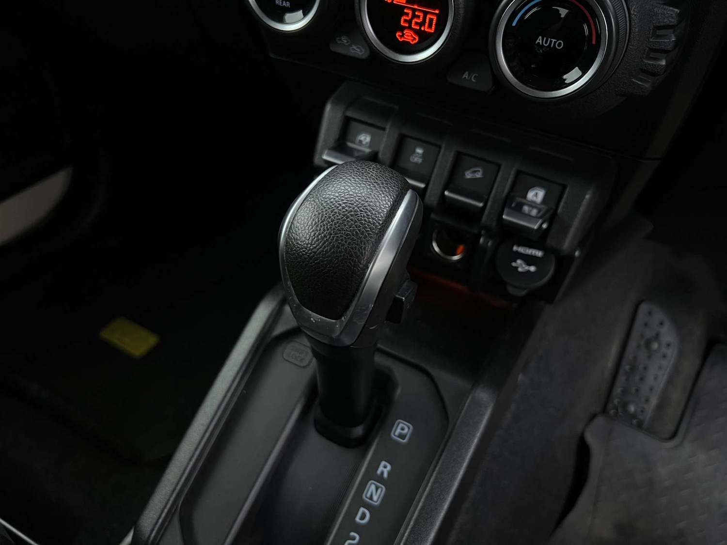 Used Suzuki Jimny 2020 for sale - 77022625: Photo 32