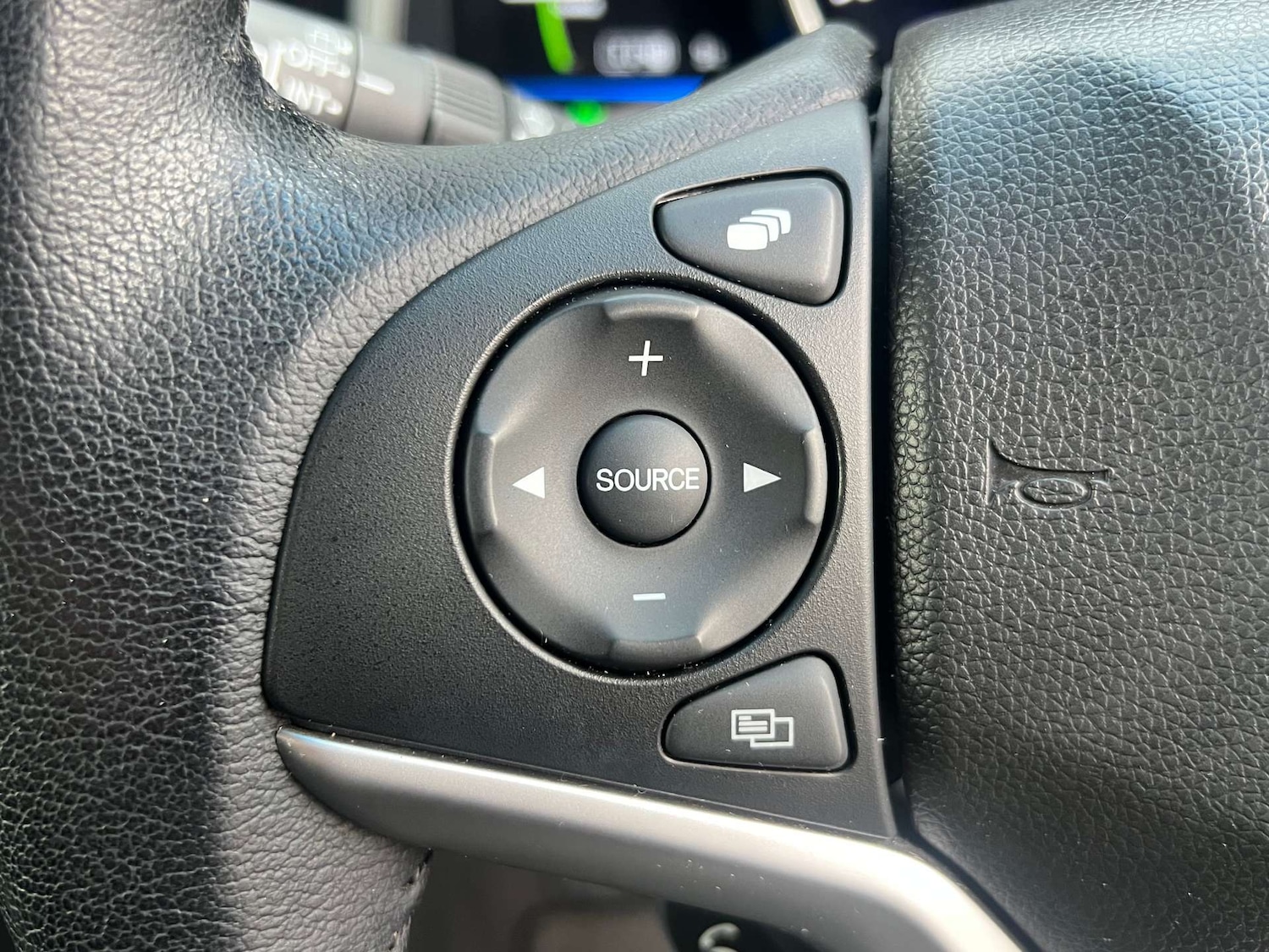 Used Honda Jazz 2014 for sale - 76983898: Photo 17