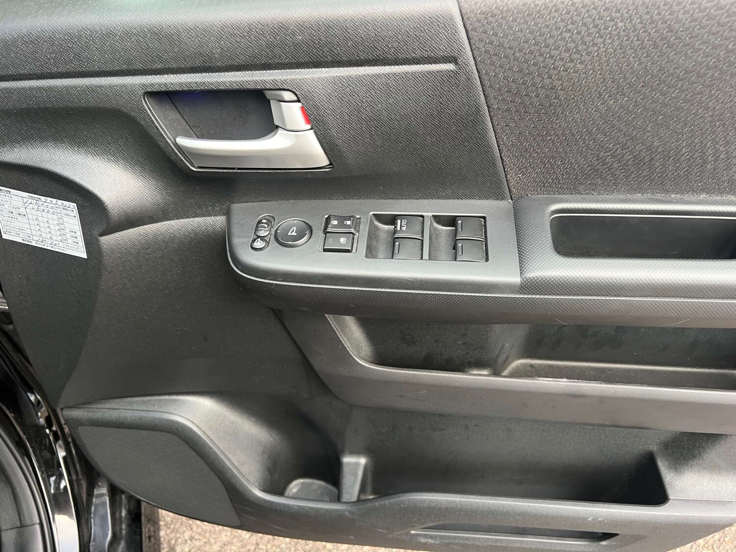 Used Honda Stepwagon 2013 for sale - 77364253: Photo 15