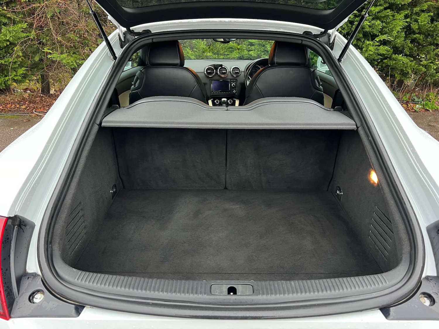 Used Audi TT 2013 for sale - 76776960: Photo 13