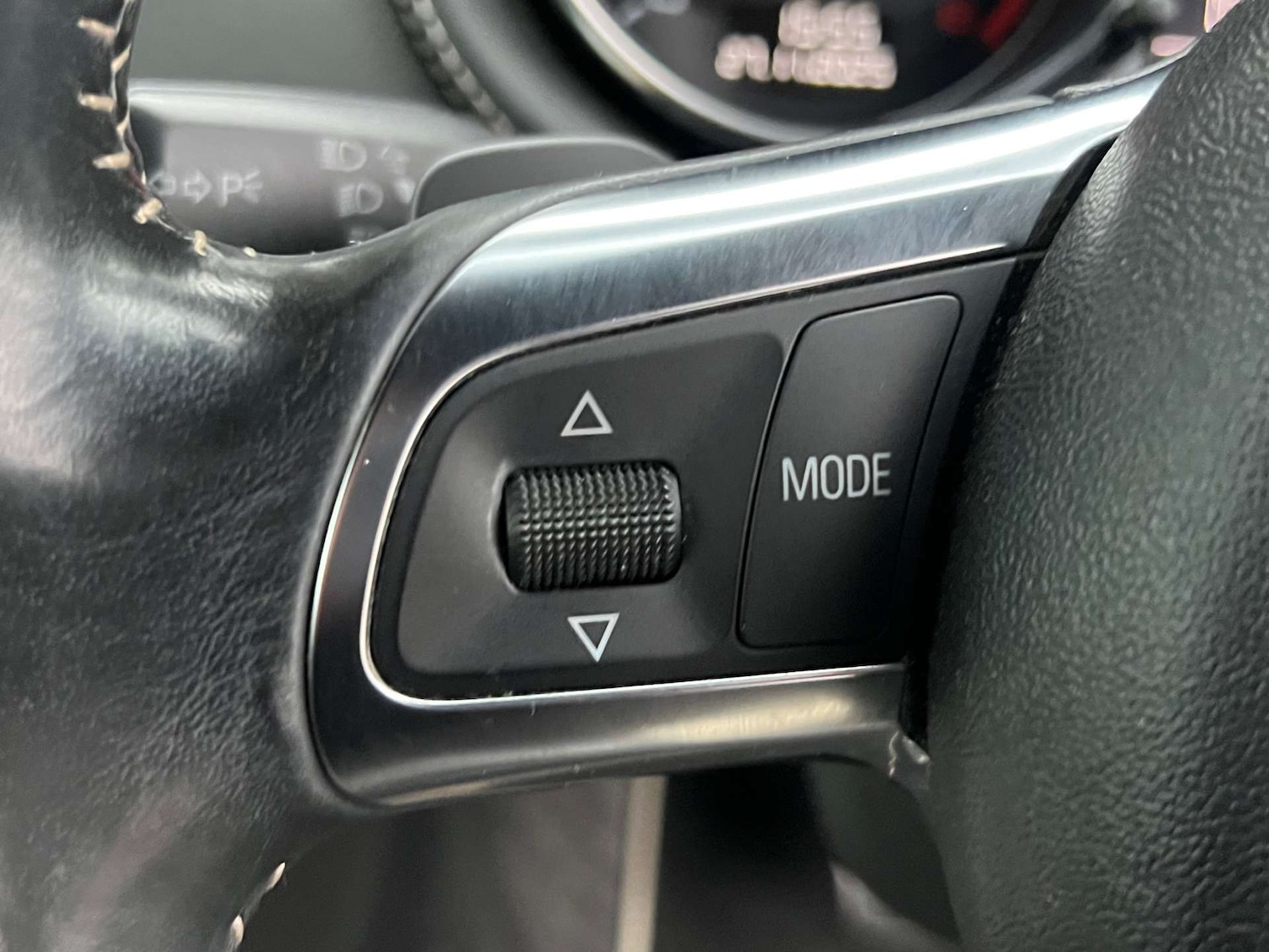 Used Audi TT 2013 for sale - 76776960: Photo 27