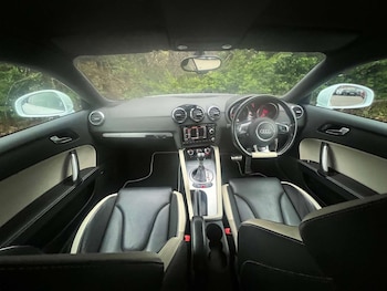 Used Audi TT 2013 for sale - 76776960: Photo