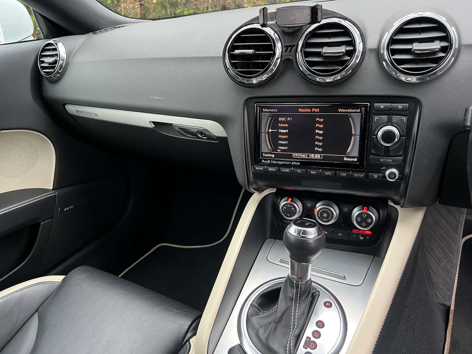 Used Audi TT 2013 for sale - 76776960: Photo 33