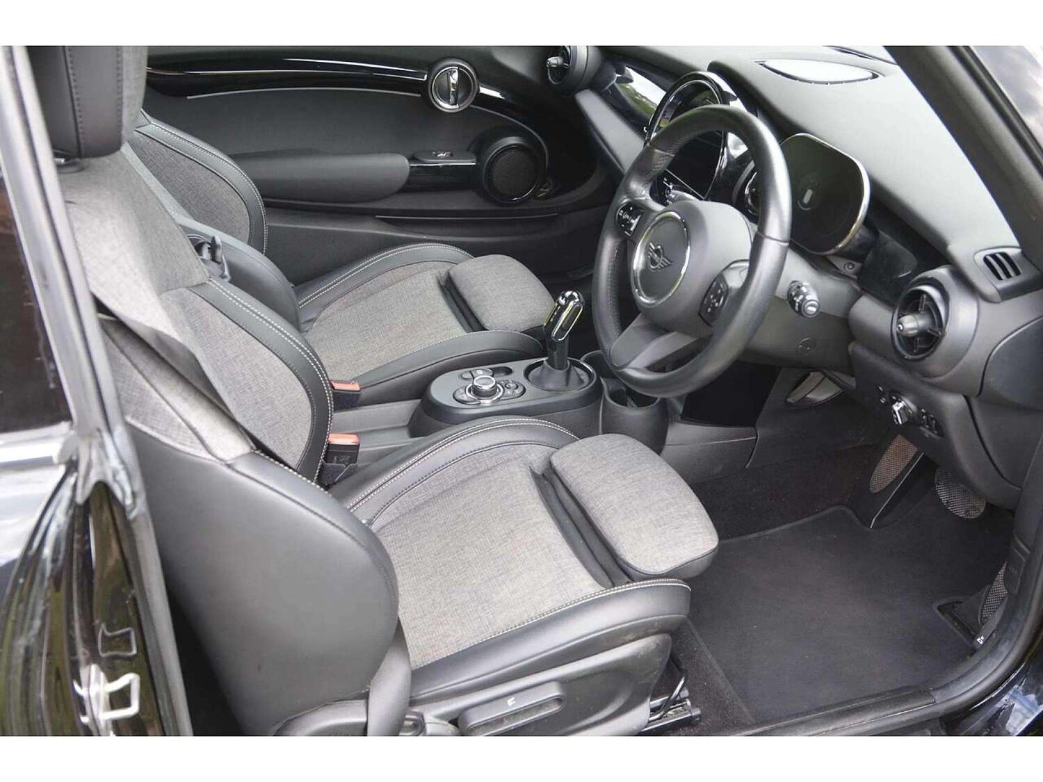 Used MINI Electric Hatch 2021 for sale - 77364244: Photo 16