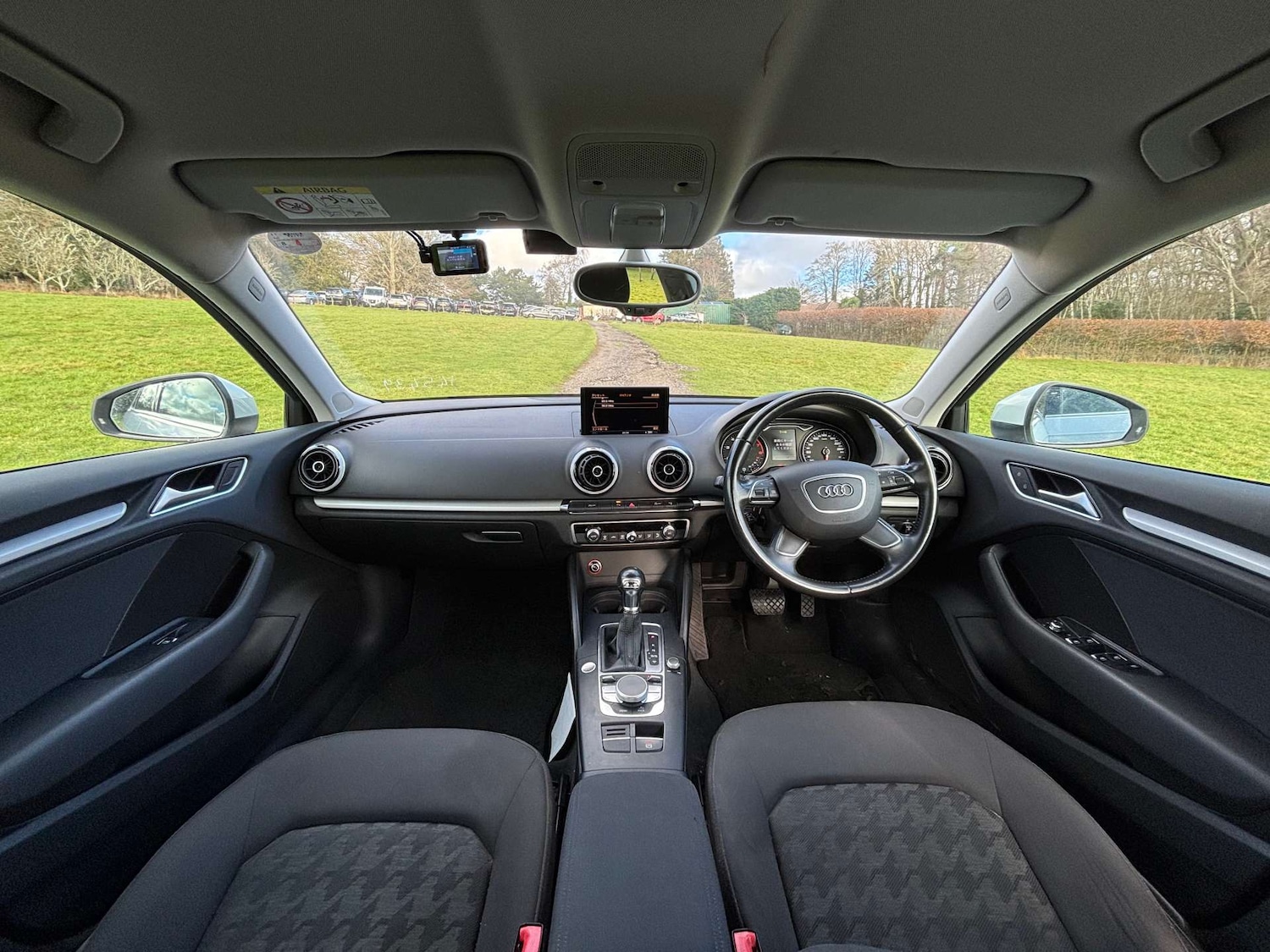 Used Audi A3 2015 for sale - 77762357: Photo 2