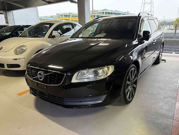 Used Volvo V70 2015 for sale - 78596070: Photo