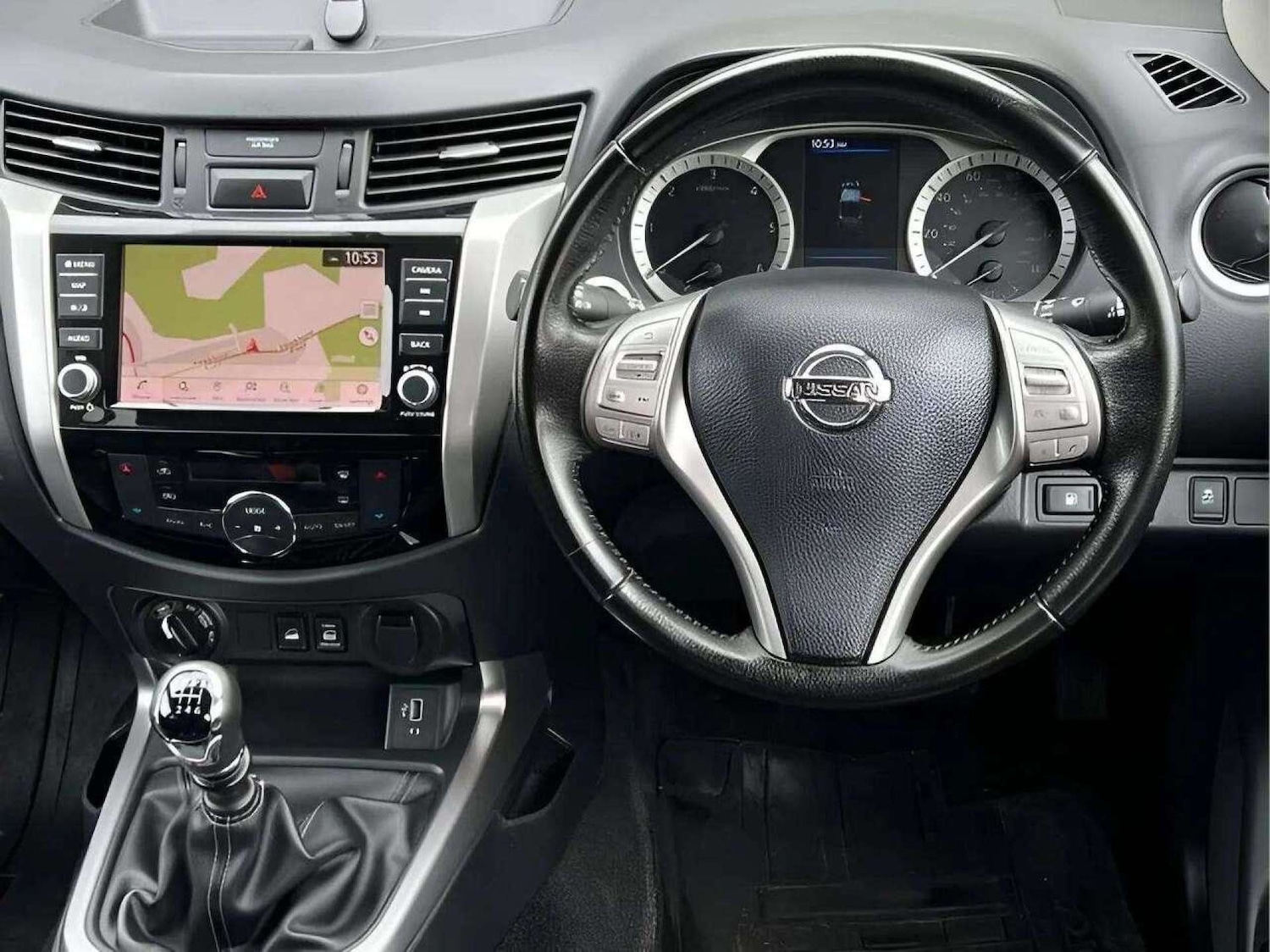 Used Nissan Navara 2020 for sale - 76776915: Photo 2