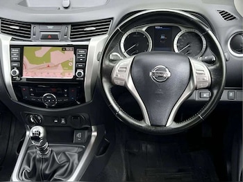 Used Nissan Navara 2020 for sale - 76776915: Photo