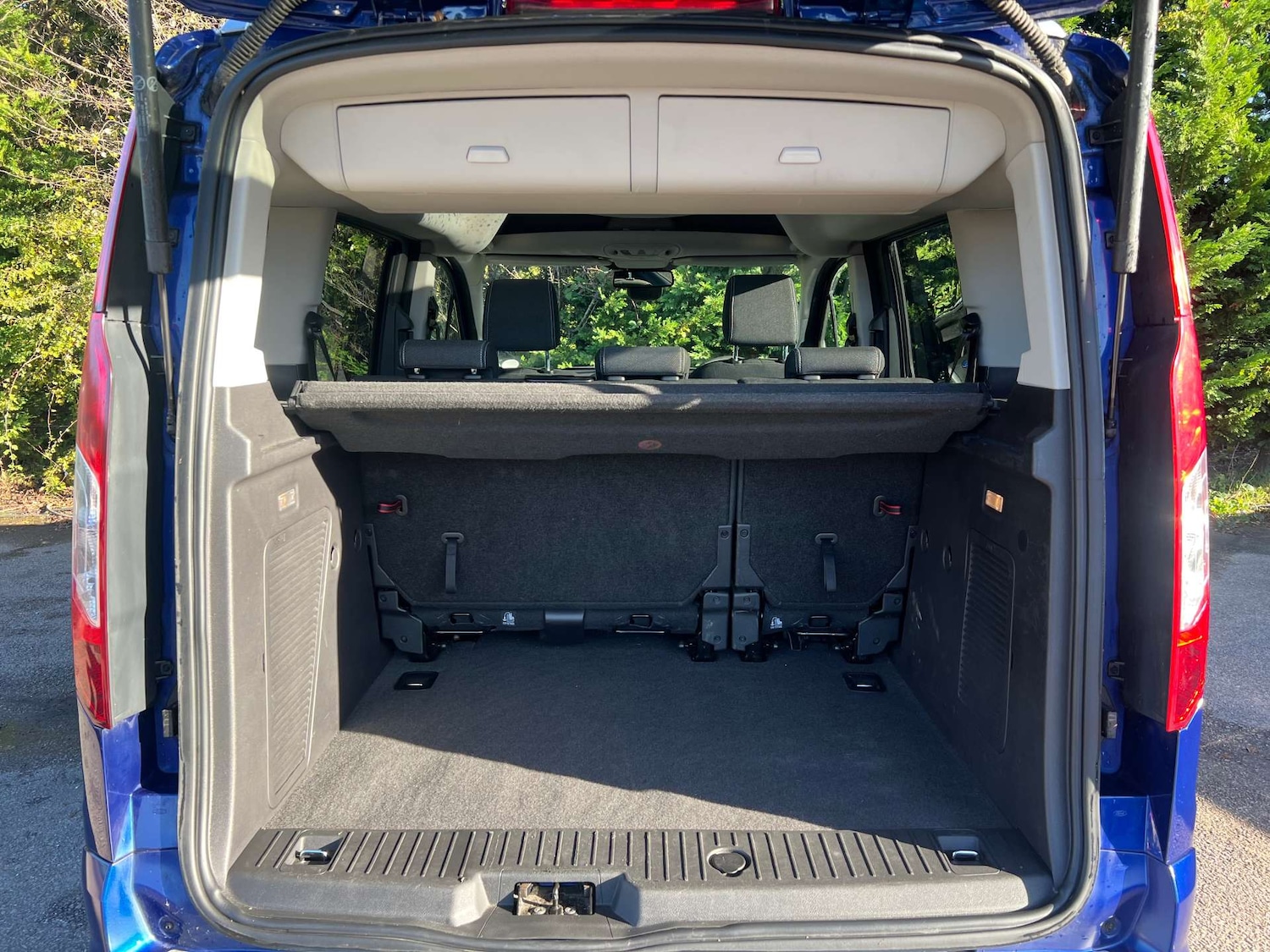 Used Ford Tourneo Connect 2016 for sale - 76776991: Photo 13