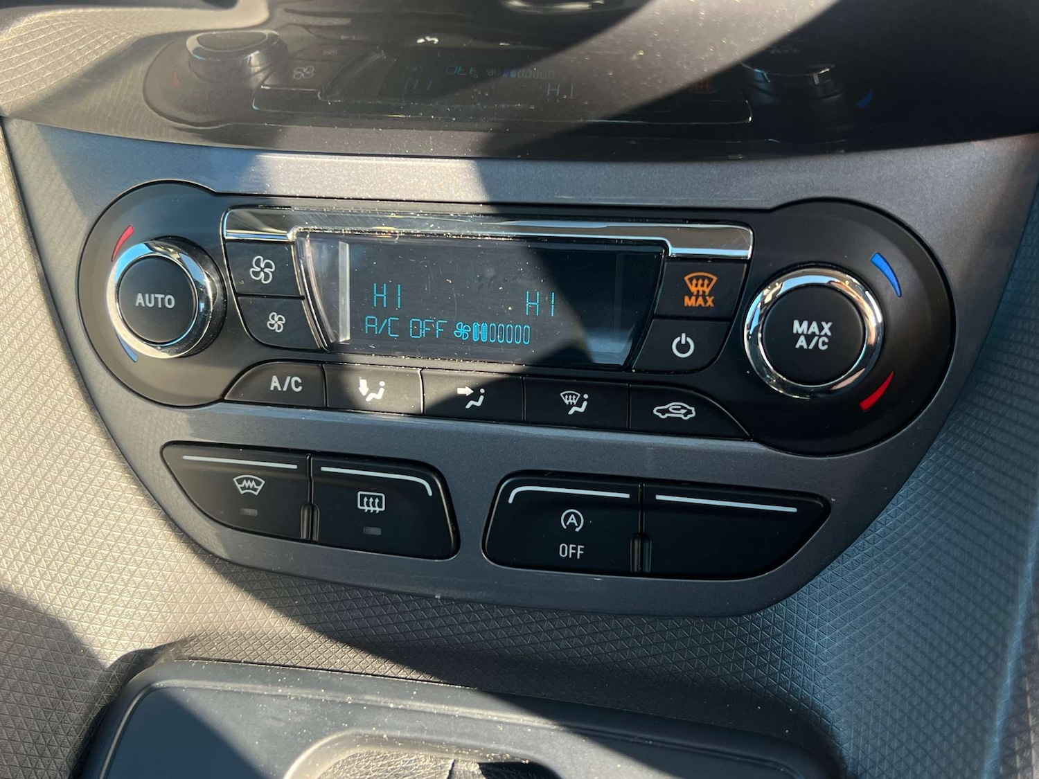 Used Ford Tourneo Connect 2016 for sale - 76776991: Photo 40