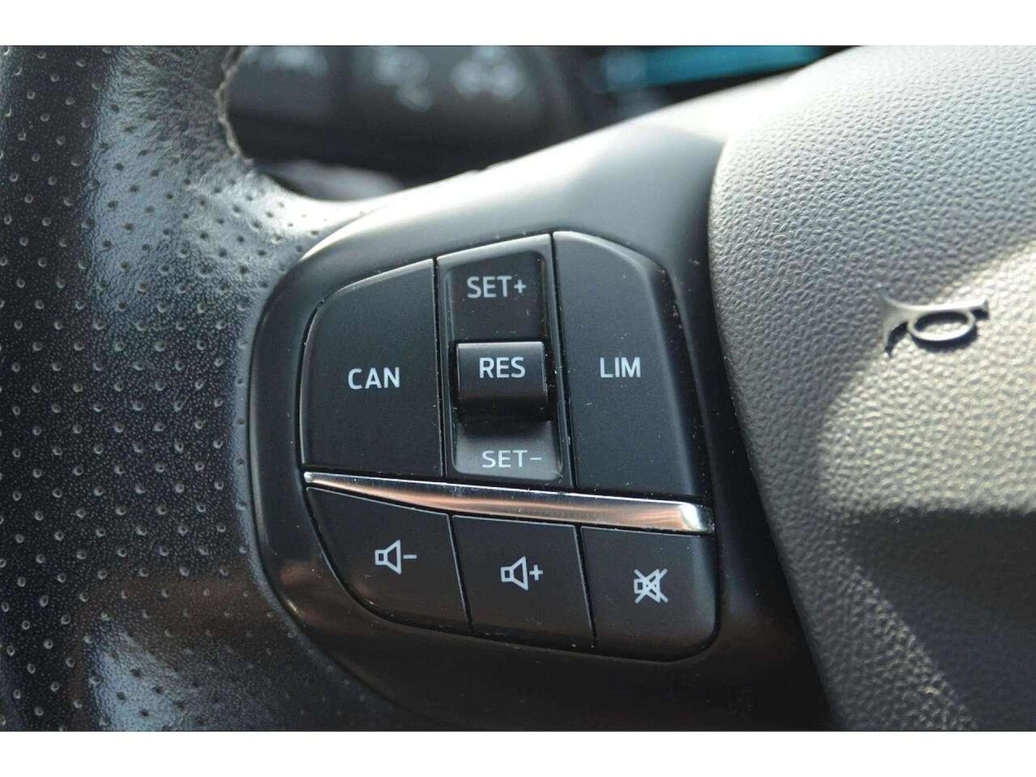 Used Ford Fiesta 2018 for sale - 76776865: Photo 25