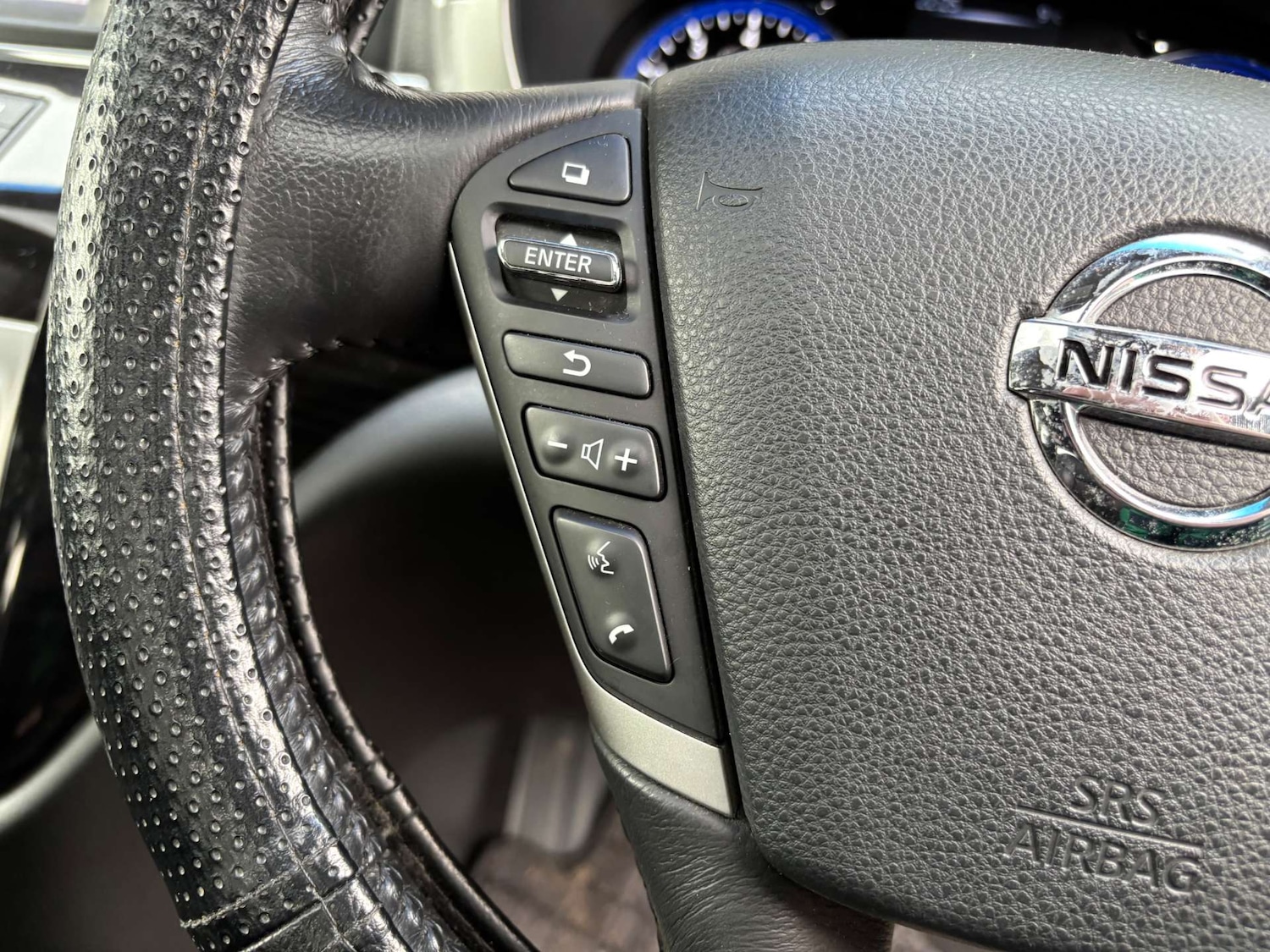 Used Nissan Elgrand 2015 for sale - 76983904: Photo 26