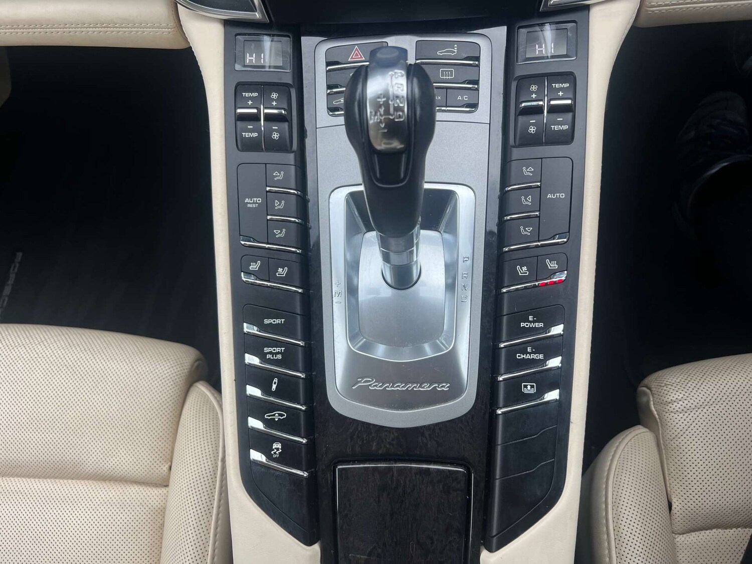 Used Porsche Panamera 2015 for sale - 77364254: Photo 39