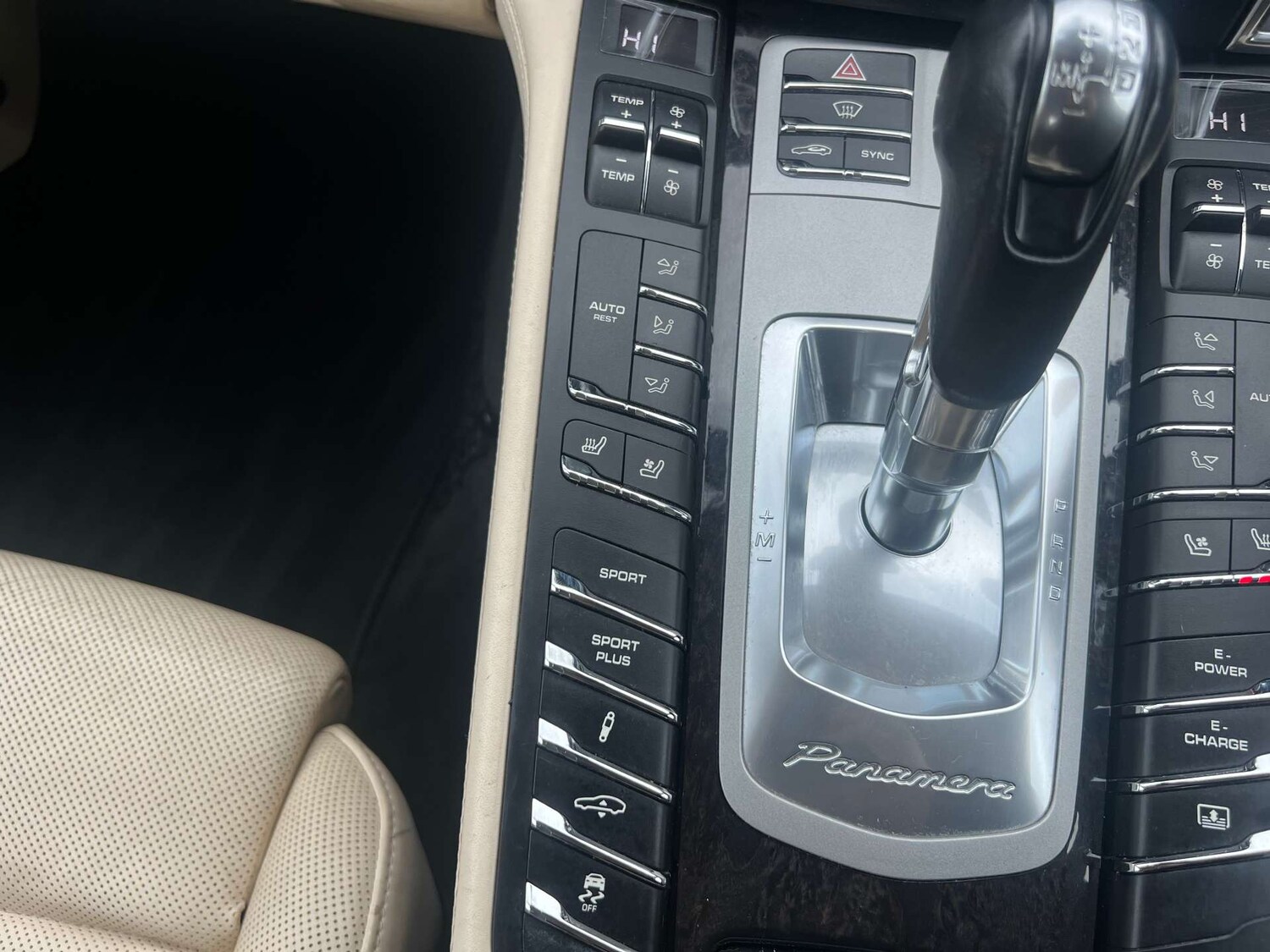 Used Porsche Panamera 2015 for sale - 77364254: Photo 41