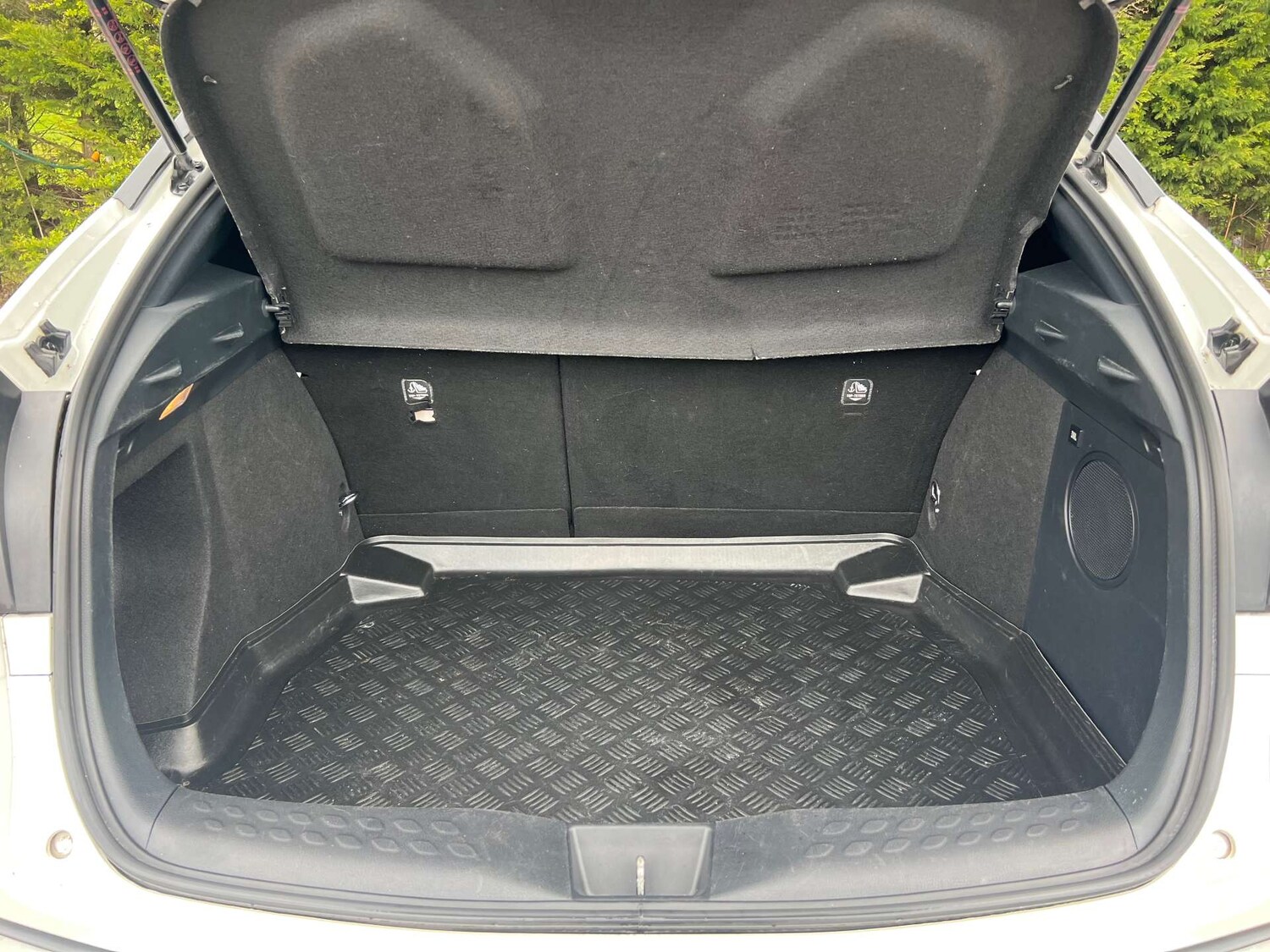 Used Toyota C-HR 2019 for sale - 77983799: Photo 13