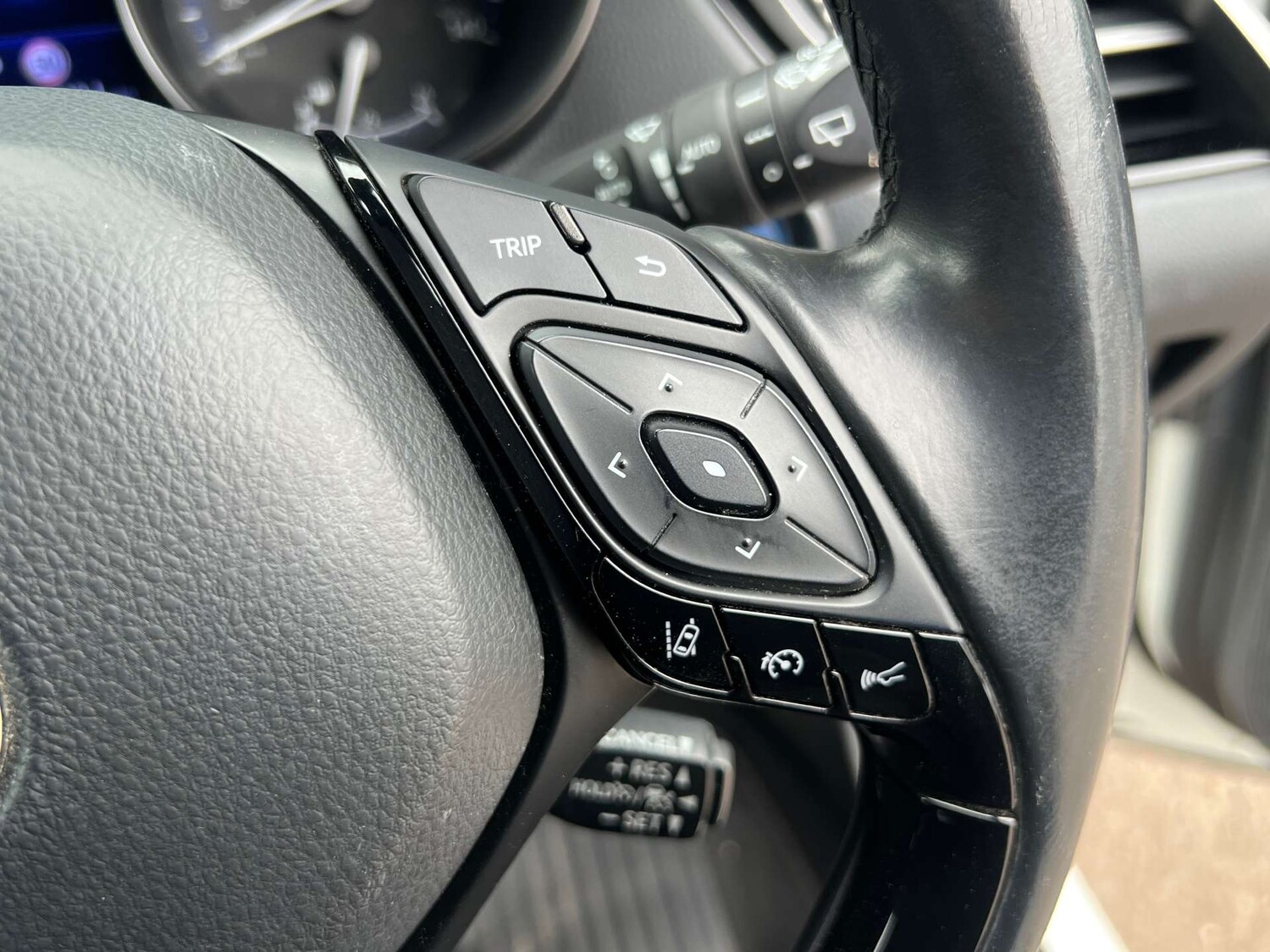 Used Toyota C-HR 2019 for sale - 77983799: Photo 27