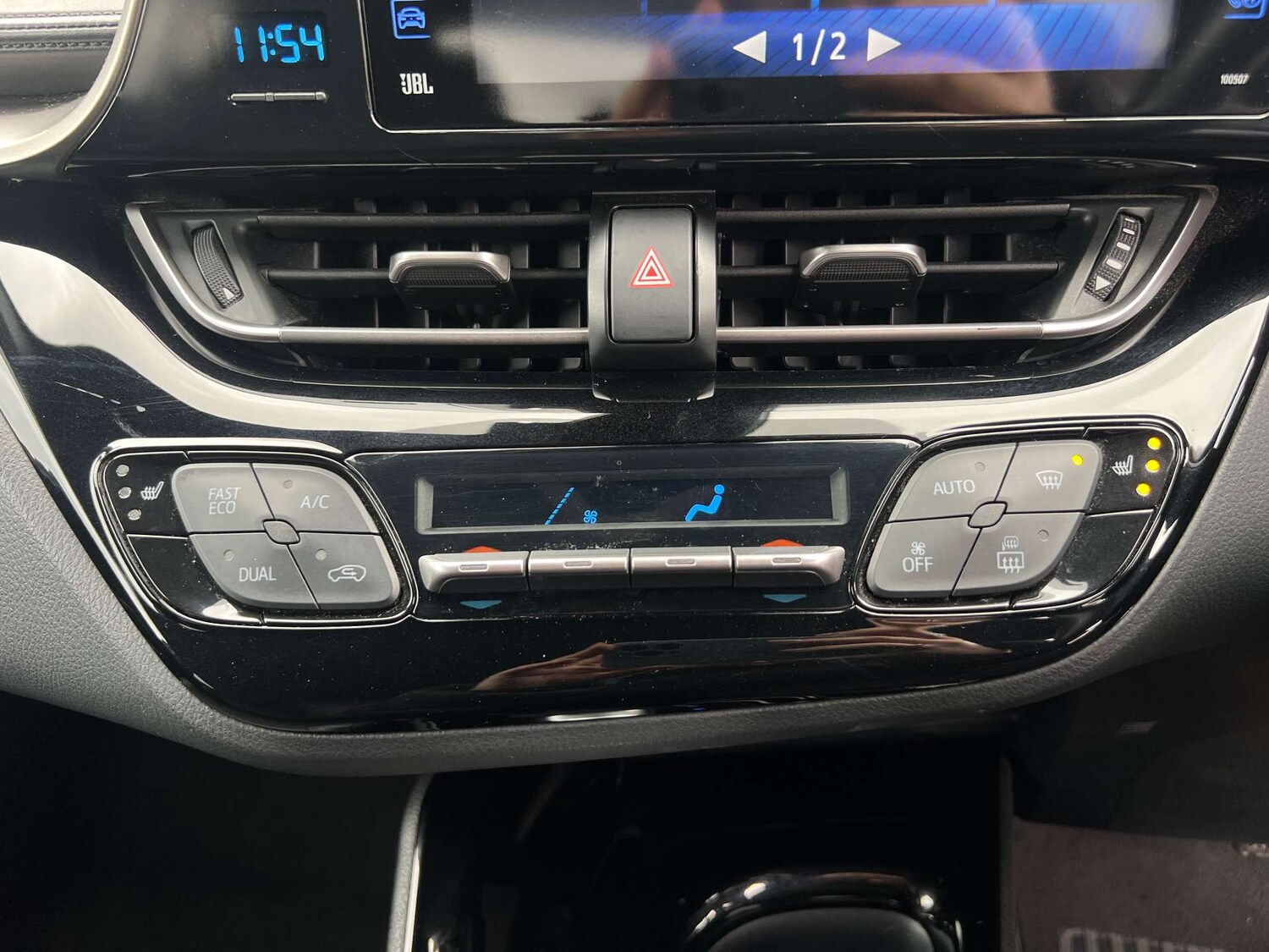 Used Toyota C-HR 2019 for sale - 77983799: Photo 35