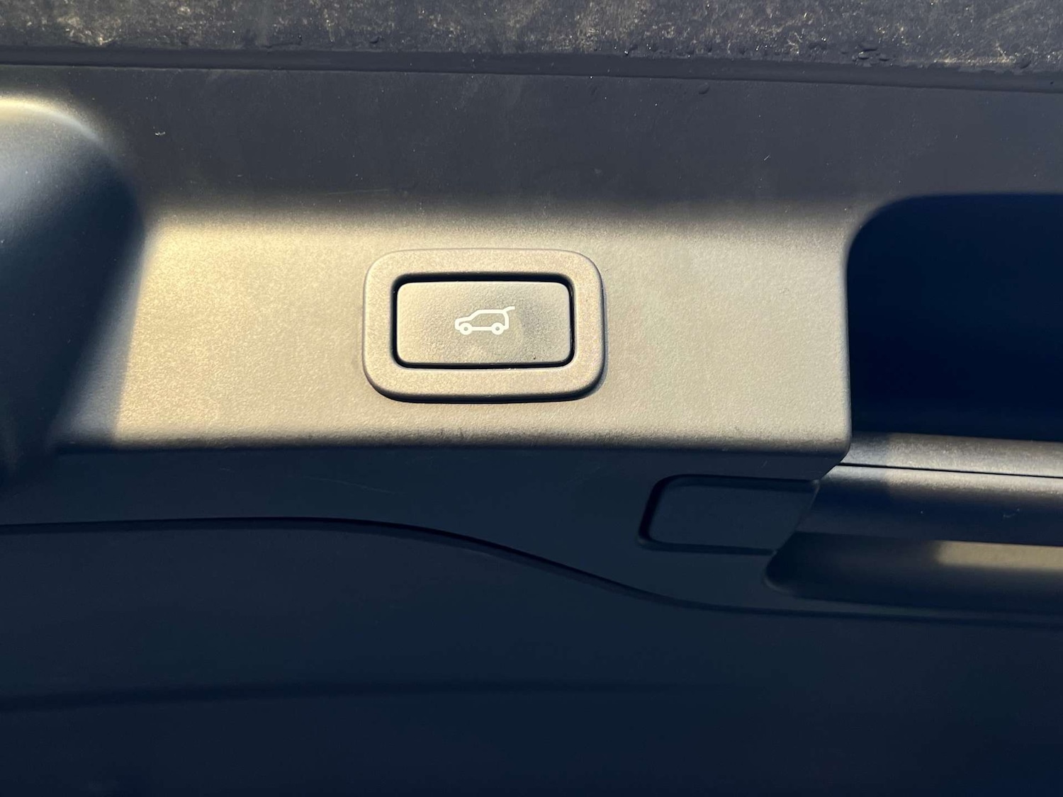 Used Jaguar F-Pace 2019 for sale - 76776917: Photo 14