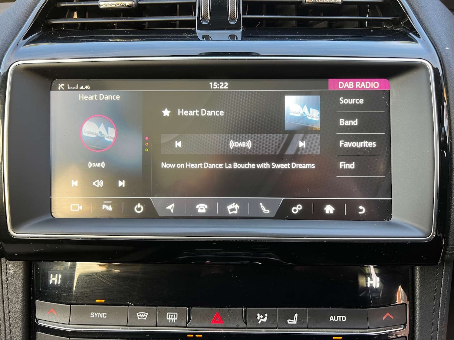 Used Jaguar F-Pace 2019 for sale - 76776917: Photo 45