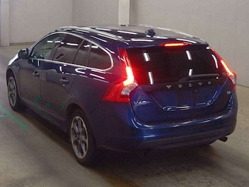 Used Volvo V60 2013 for sale - 79513961: Photo