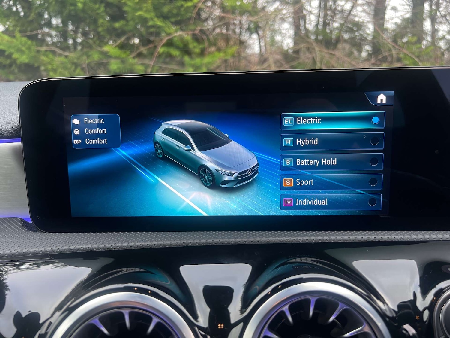 Used Mercedes-Benz A-Class 2024 for sale - 76892342: Photo 56