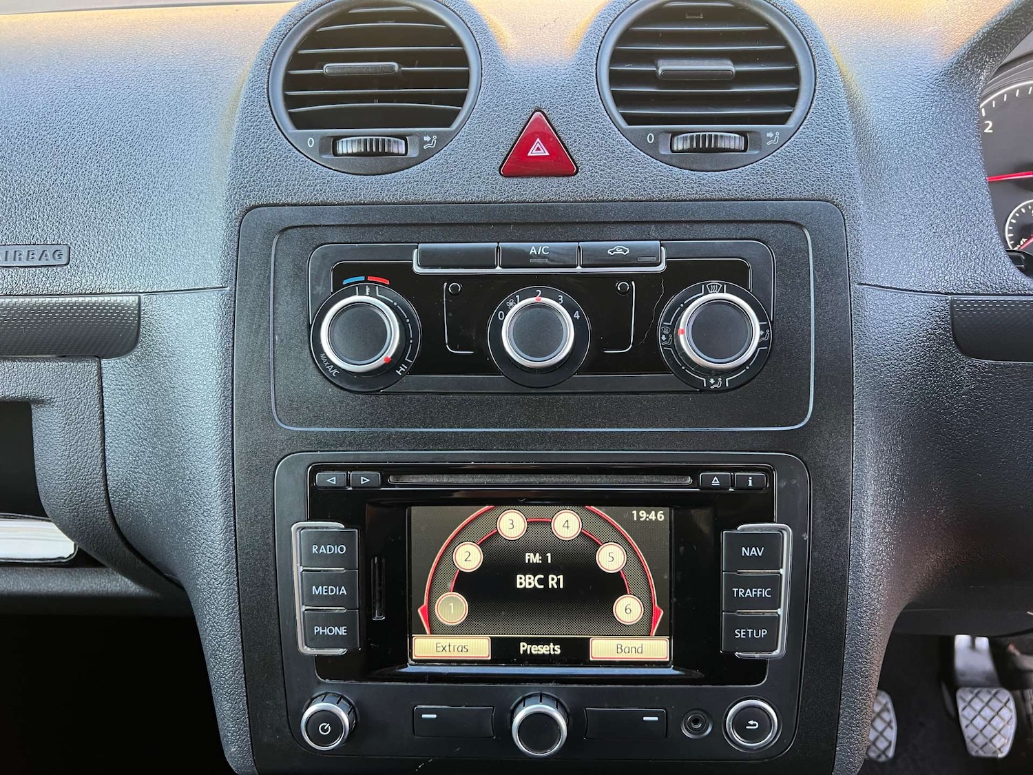 Used Volkswagen Caddy 2015 for sale - 77129058: Photo 37