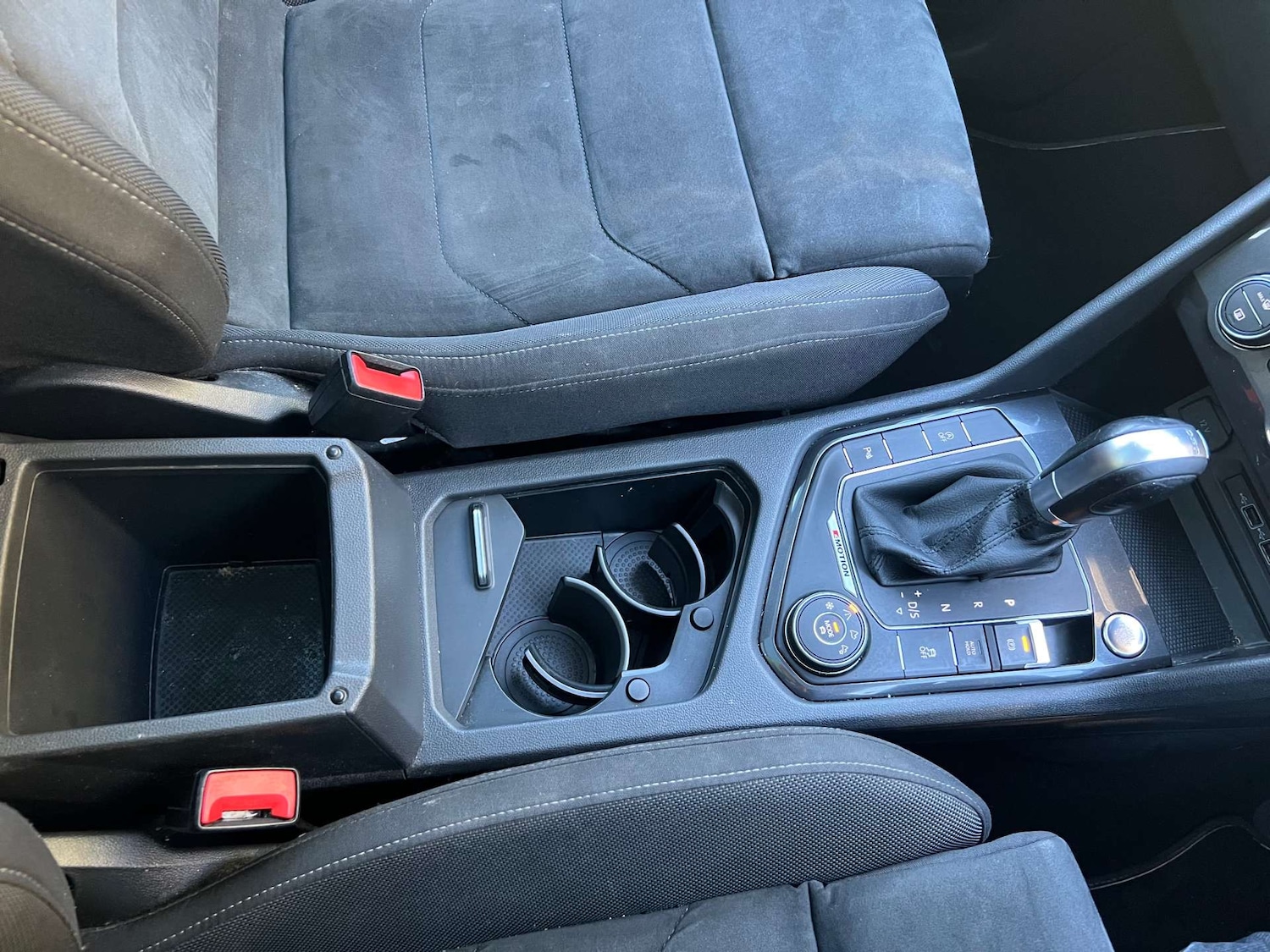 Used Volkswagen Tiguan 2018 for sale - 77115845: Photo 32