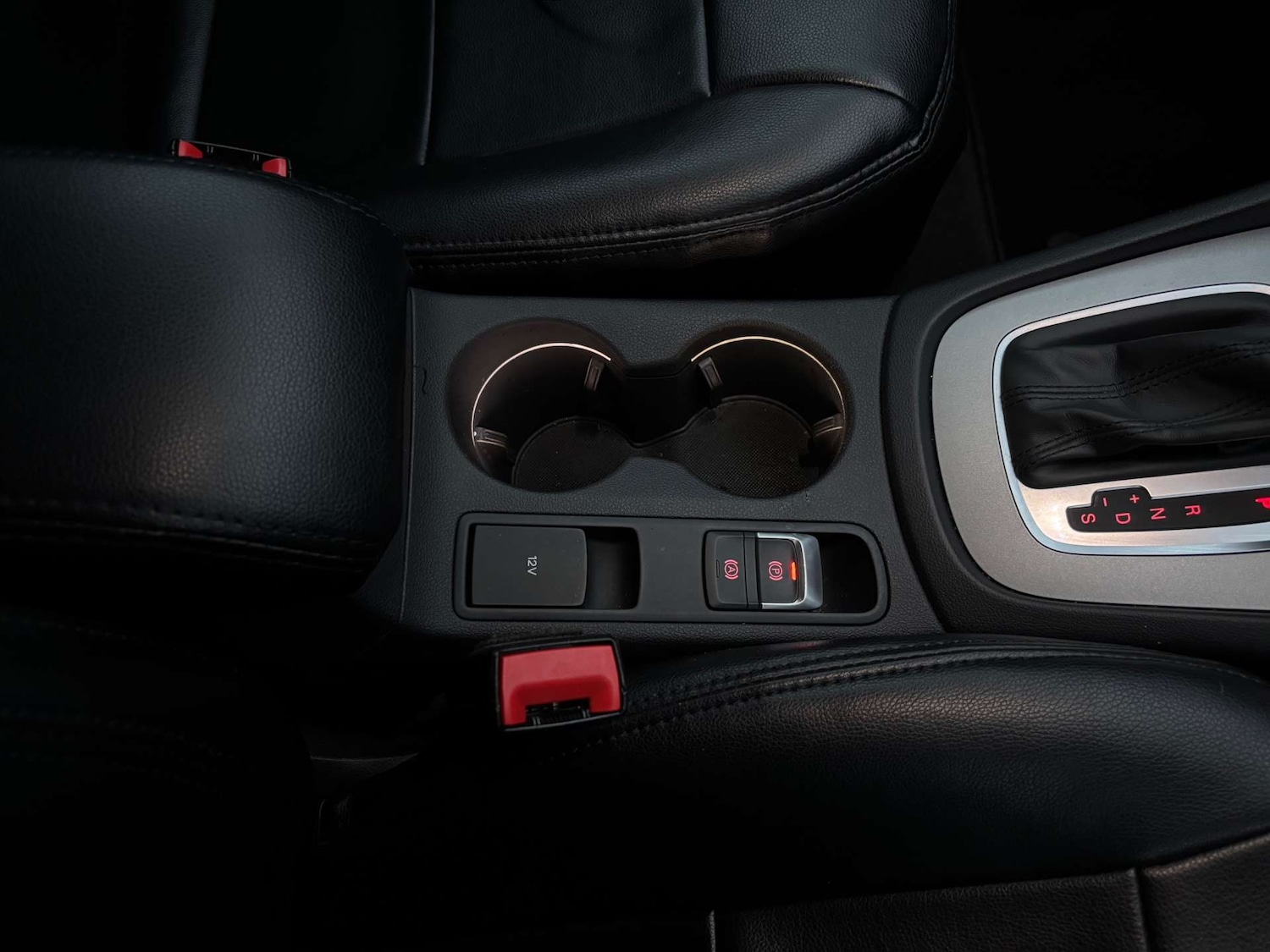 Used Audi Q3 2015 for sale - 77544970: Photo 34