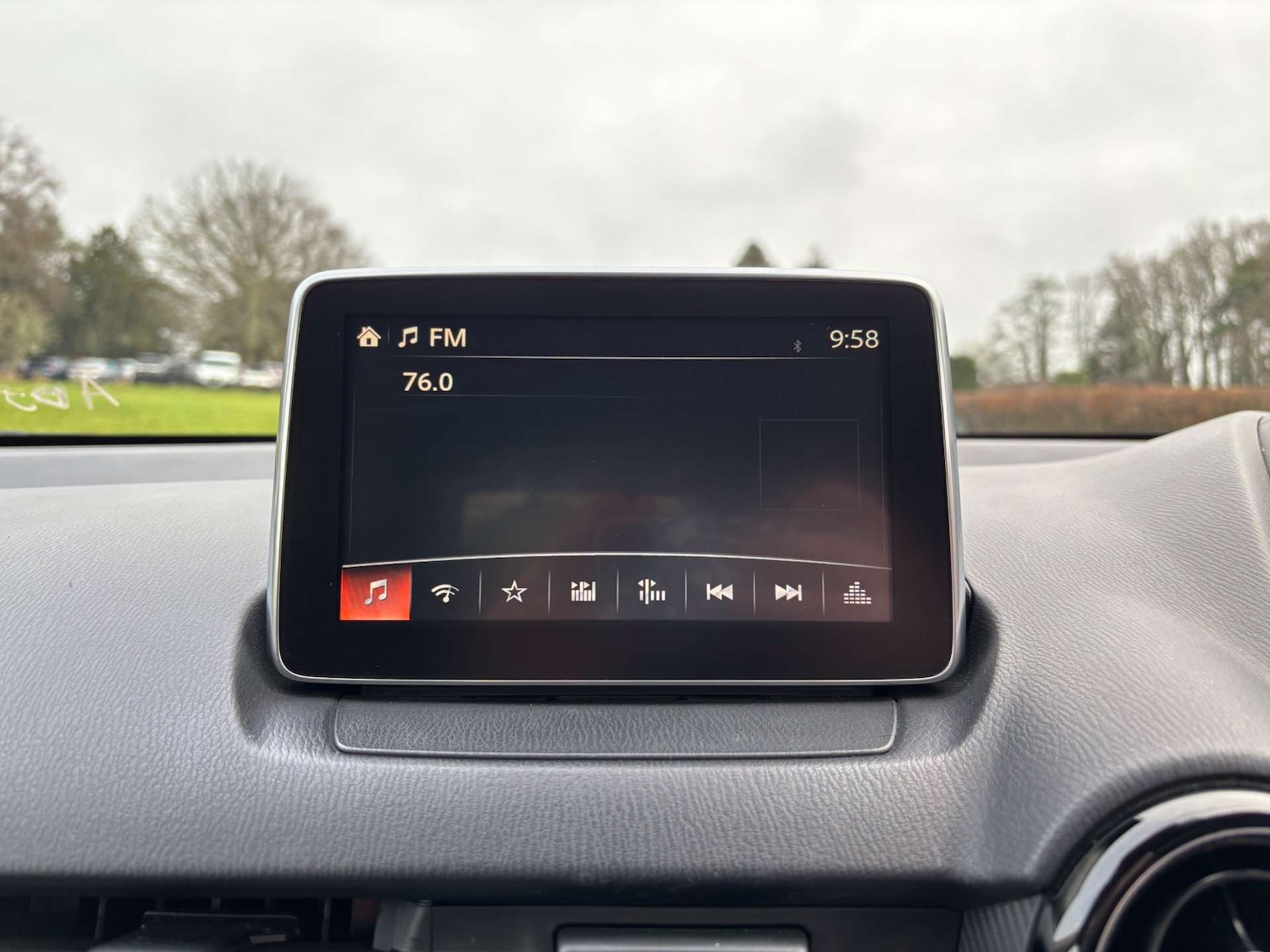 Used Mazda Mazda2 2015 for sale - 76961760: Photo 41