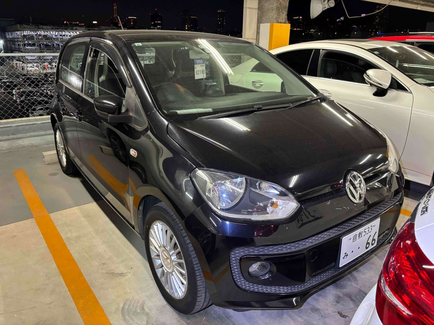 Used Volkswagen up! 2014 for sale - 78165505: Photo 2
