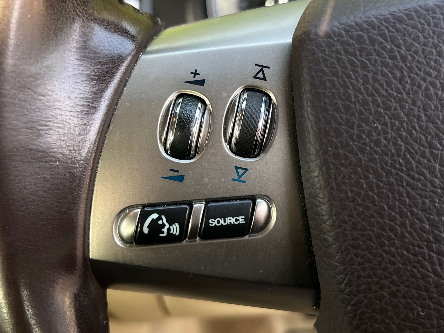 Used Jaguar XF 2008 for sale - 76949863: Photo 25