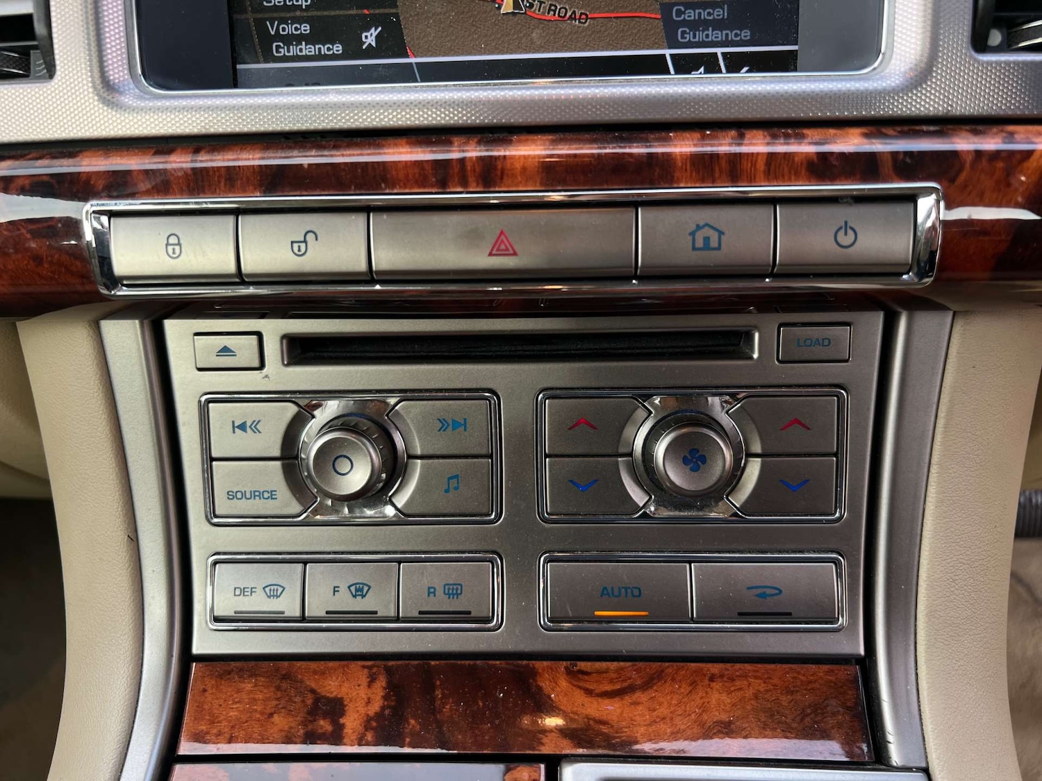 Used Jaguar XF 2008 for sale - 76949863: Photo 33