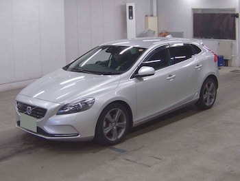Used Volvo V40 2013 for sale - 78617664: Photo