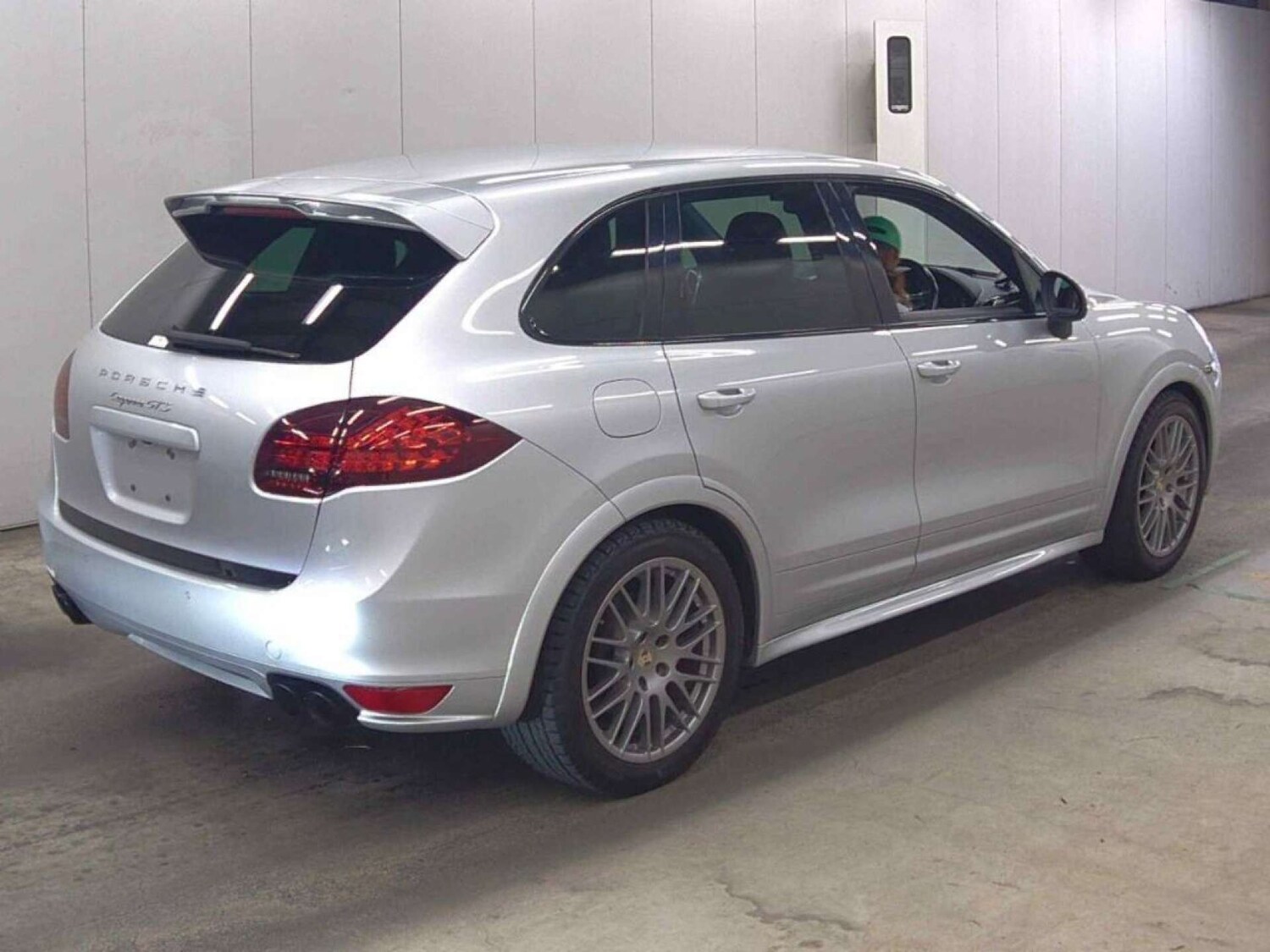 Used Porsche Cayenne 2012 for sale - 77051568: Photo 6