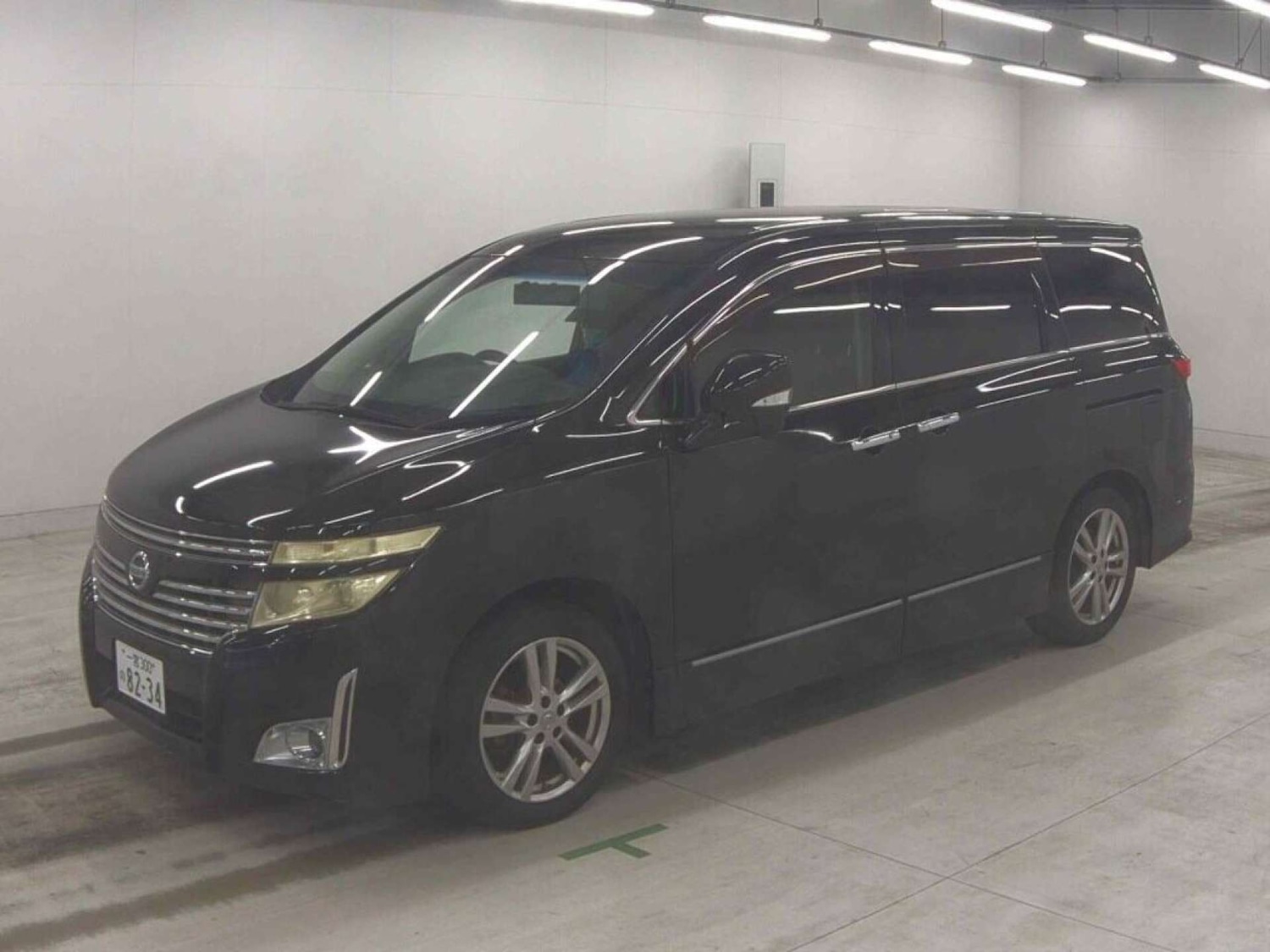 Used Nissan Elgrand 2011 for sale - 77022365: Photo 4