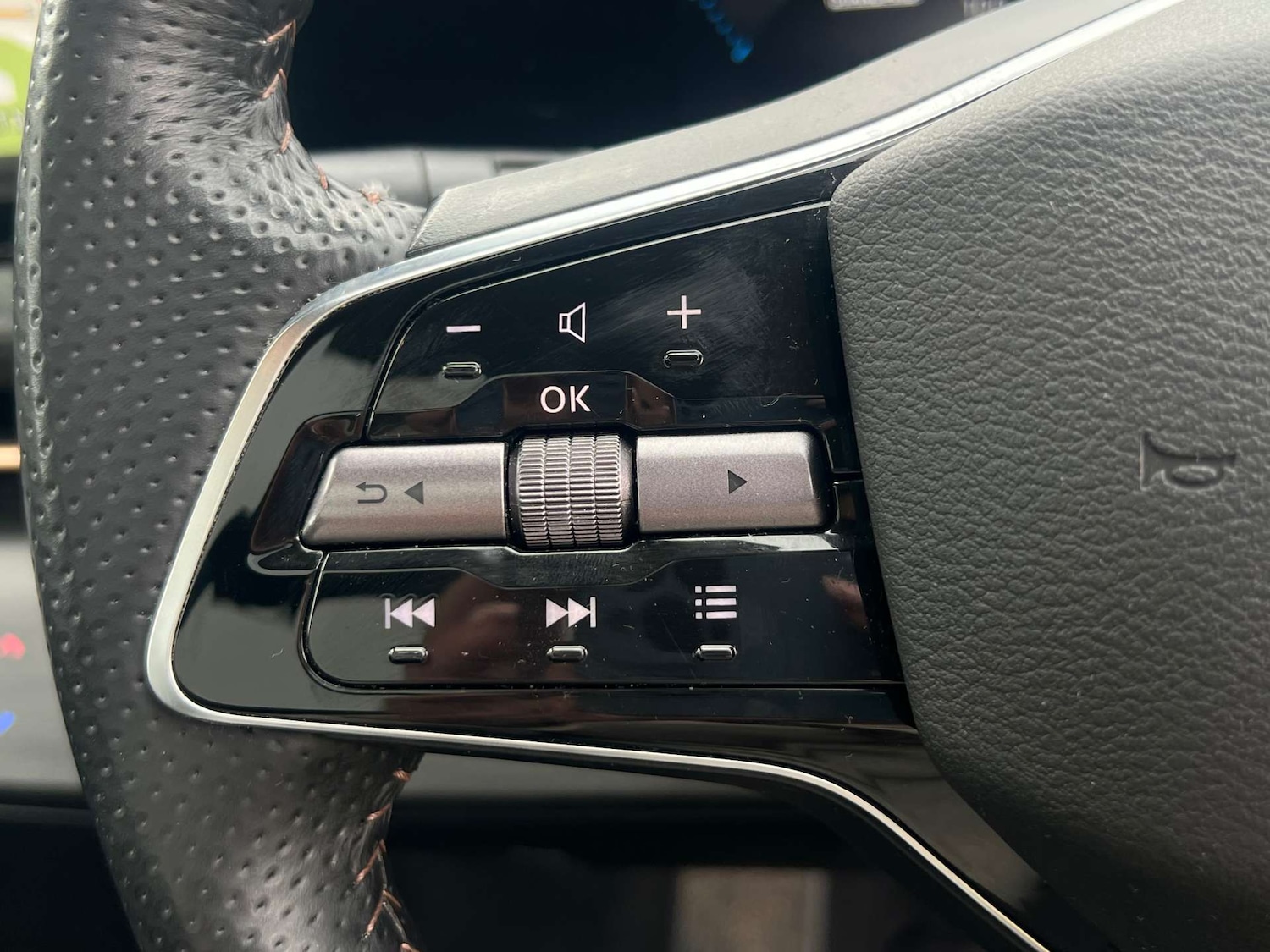 Used Nissan ARIYA 2023 for sale - 76776968: Photo 32