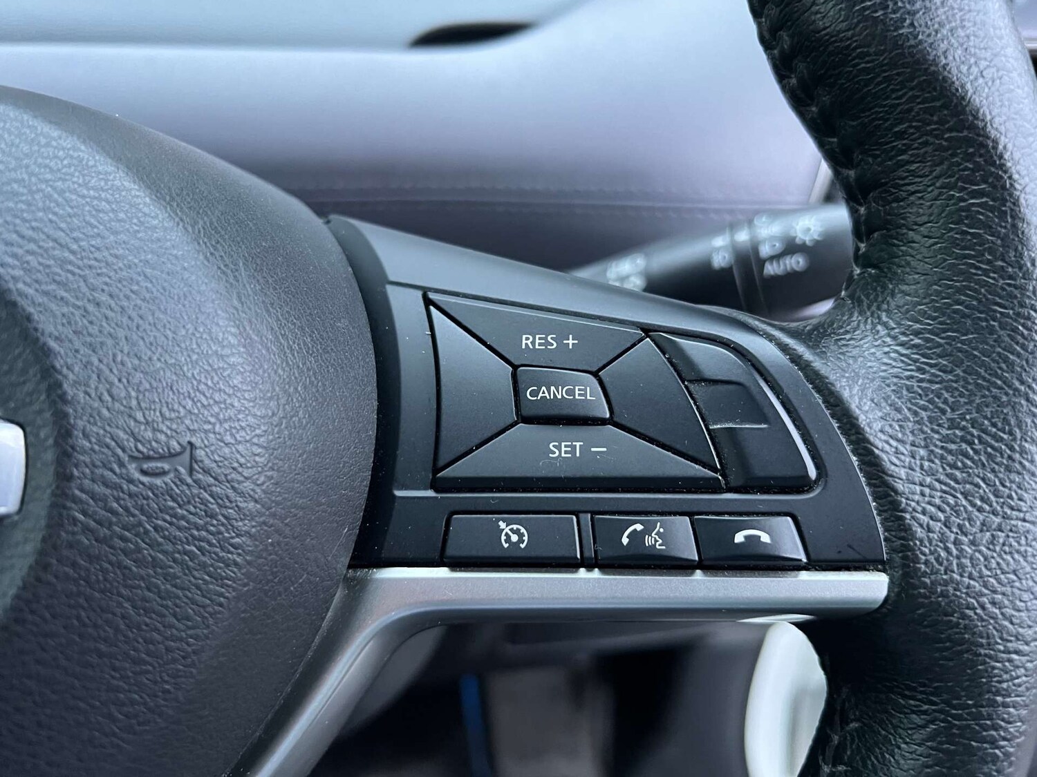 Used Nissan Serena 2020 for sale - 76971083: Photo 22