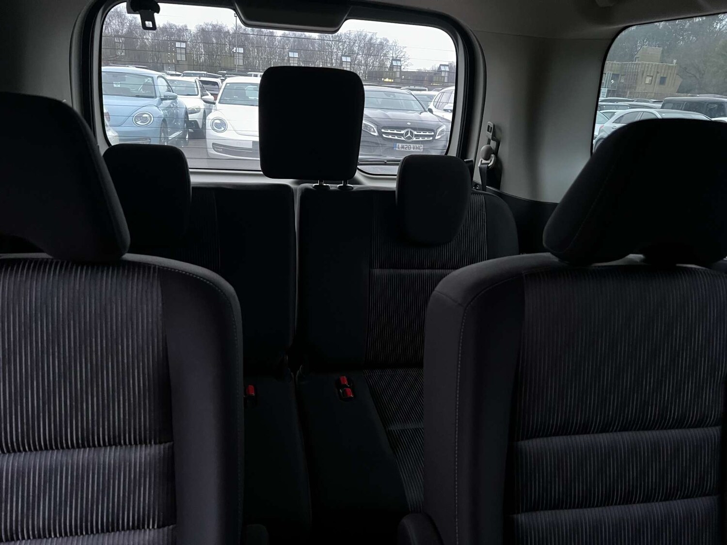 Used Nissan Serena 2020 for sale - 76971083: Photo 33