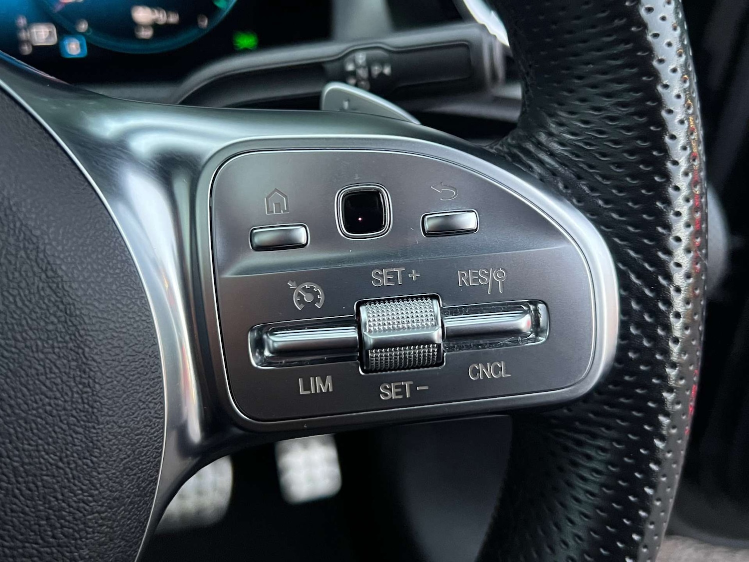 Used Mercedes-Benz CLA 2022 for sale - 76776957: Photo 31